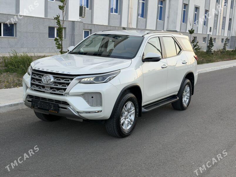 Toyota Fortuner 2022 - 585 000 TMT - Ашхабад - img 1