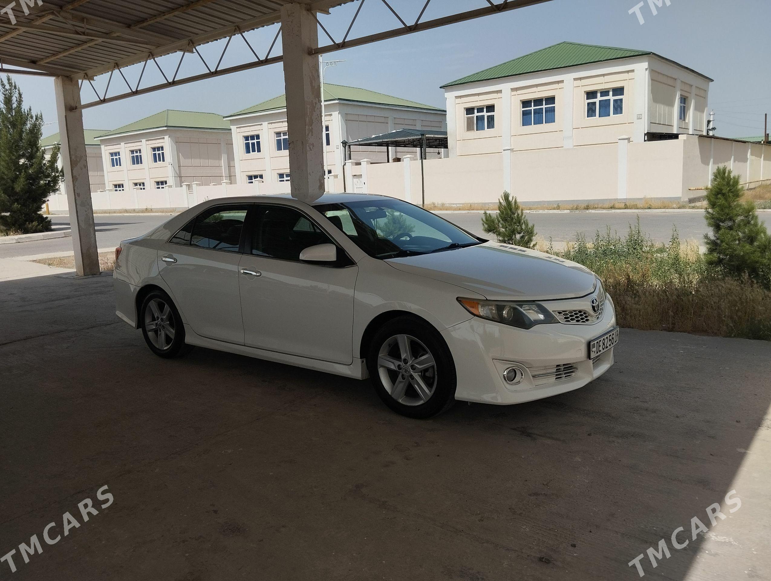 Toyota Camry 2013 - 250 000 TMT - Туркменабат - img 1