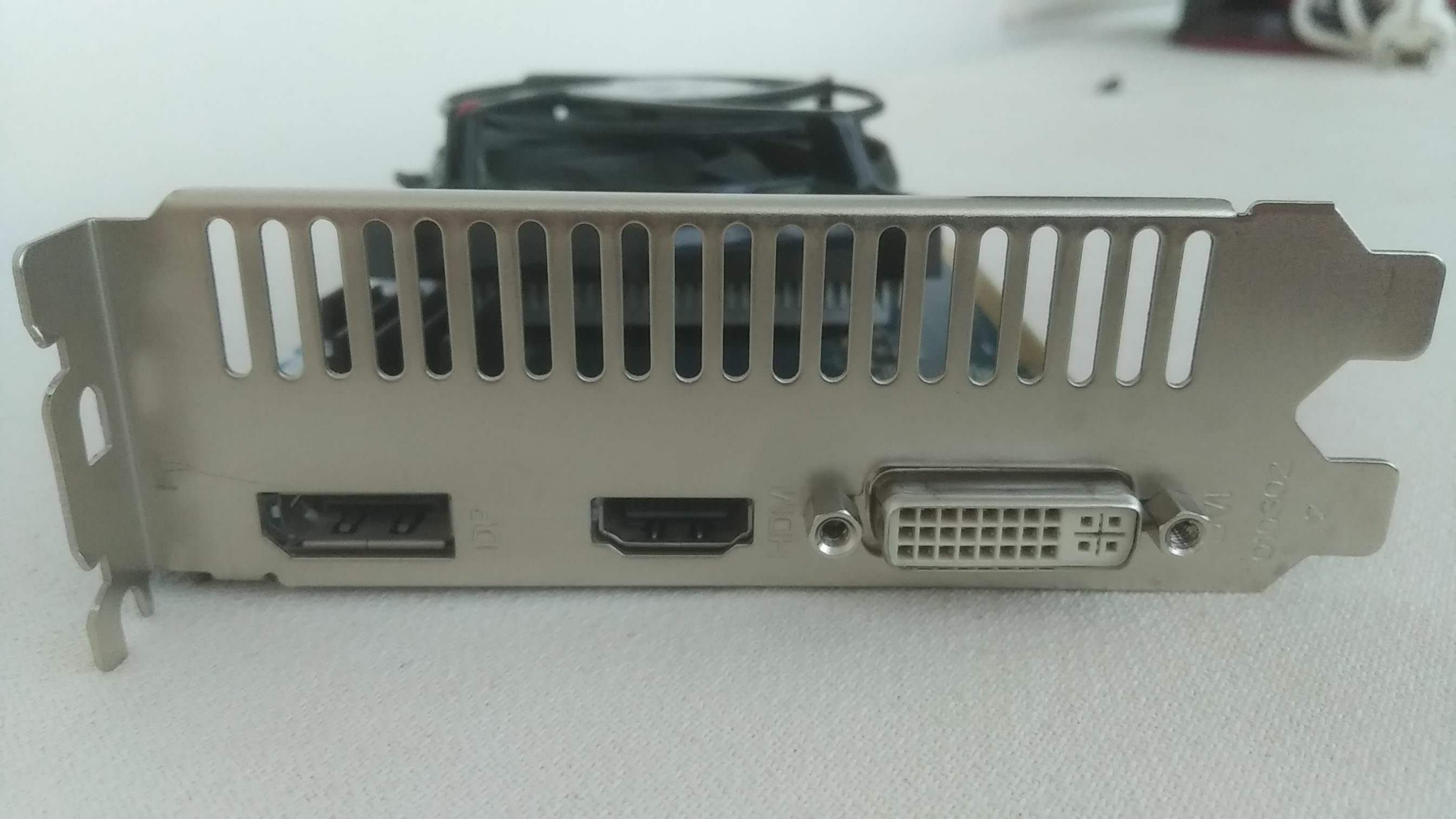 Видеокарта Б/У Amd Radeon - Aşgabat - img 1