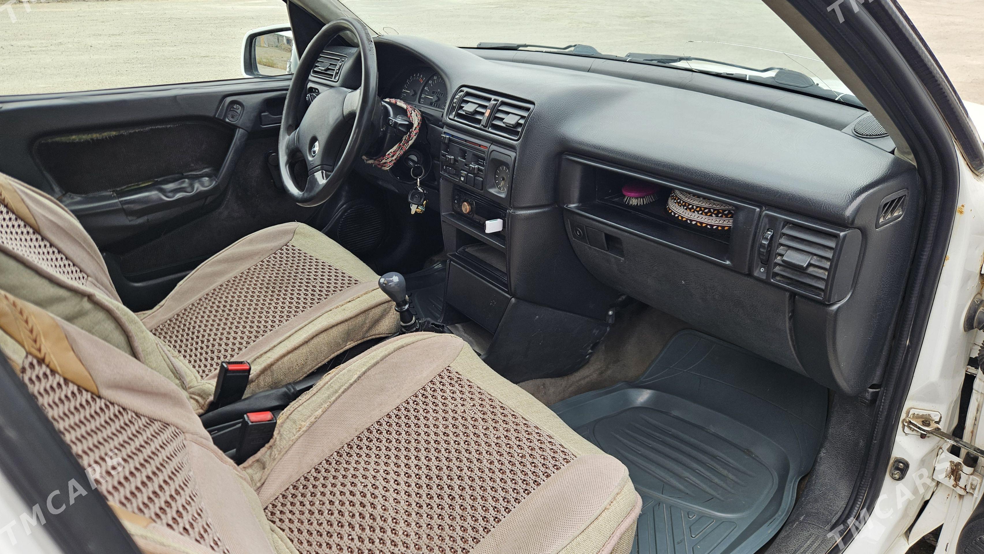 Opel Vectra 1992 - 35 000 TMT - Büzmeýin - img 1