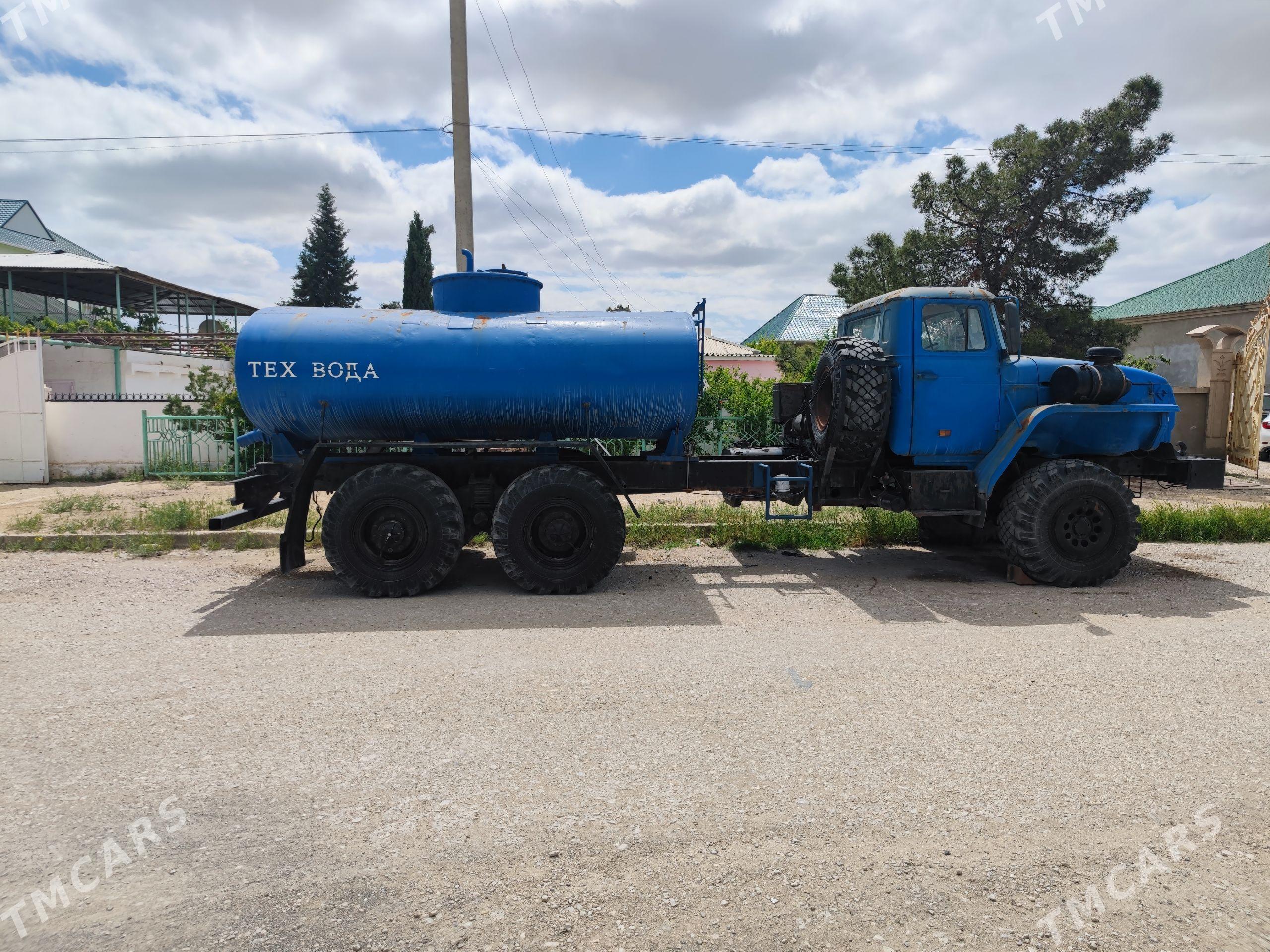 Ural 4320 2007 - 170 000 TMT - Balkanabat - img 1