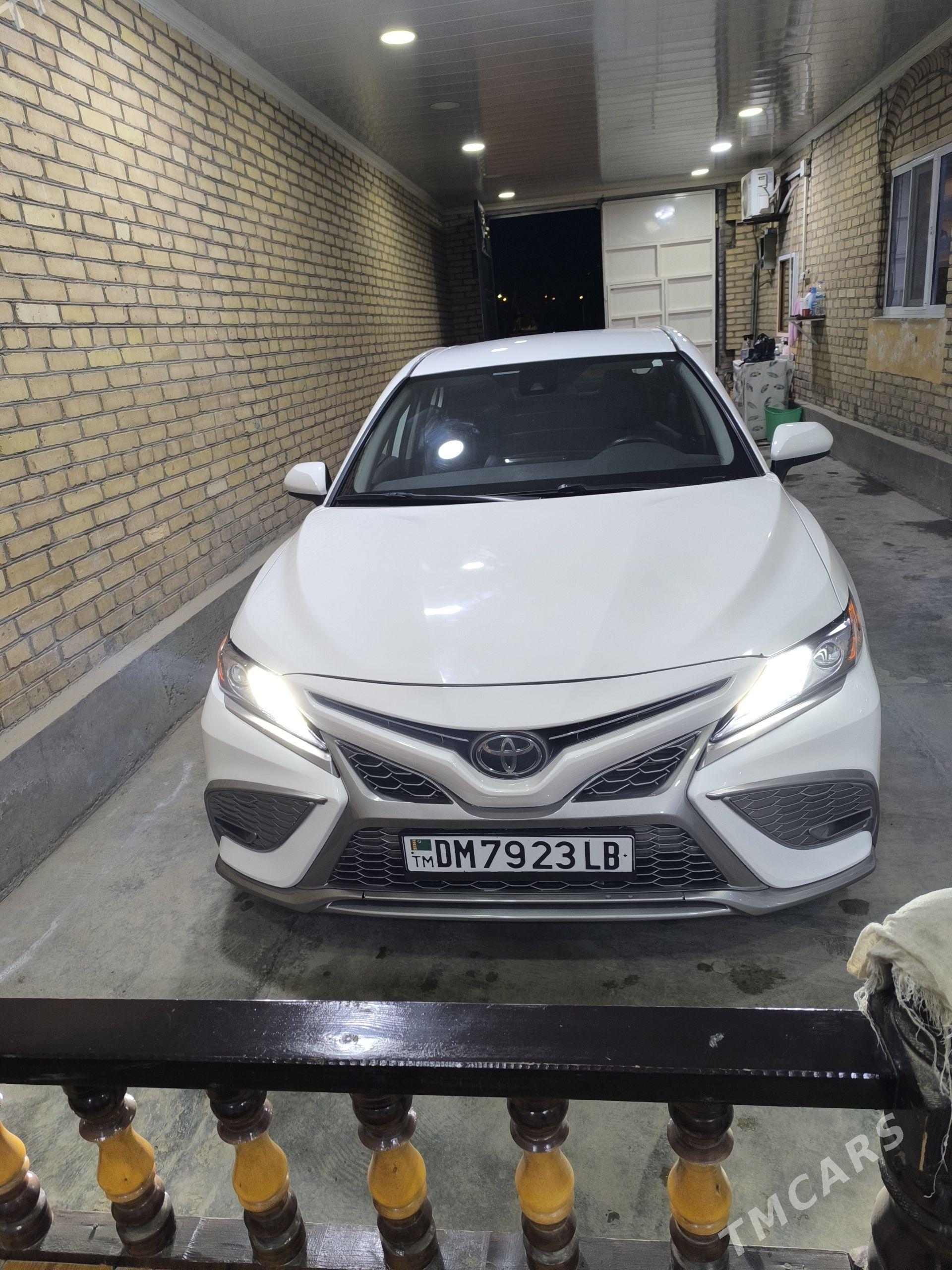 Toyota Camry 2021 - 350 000 TMT - Туркменабат - img 1