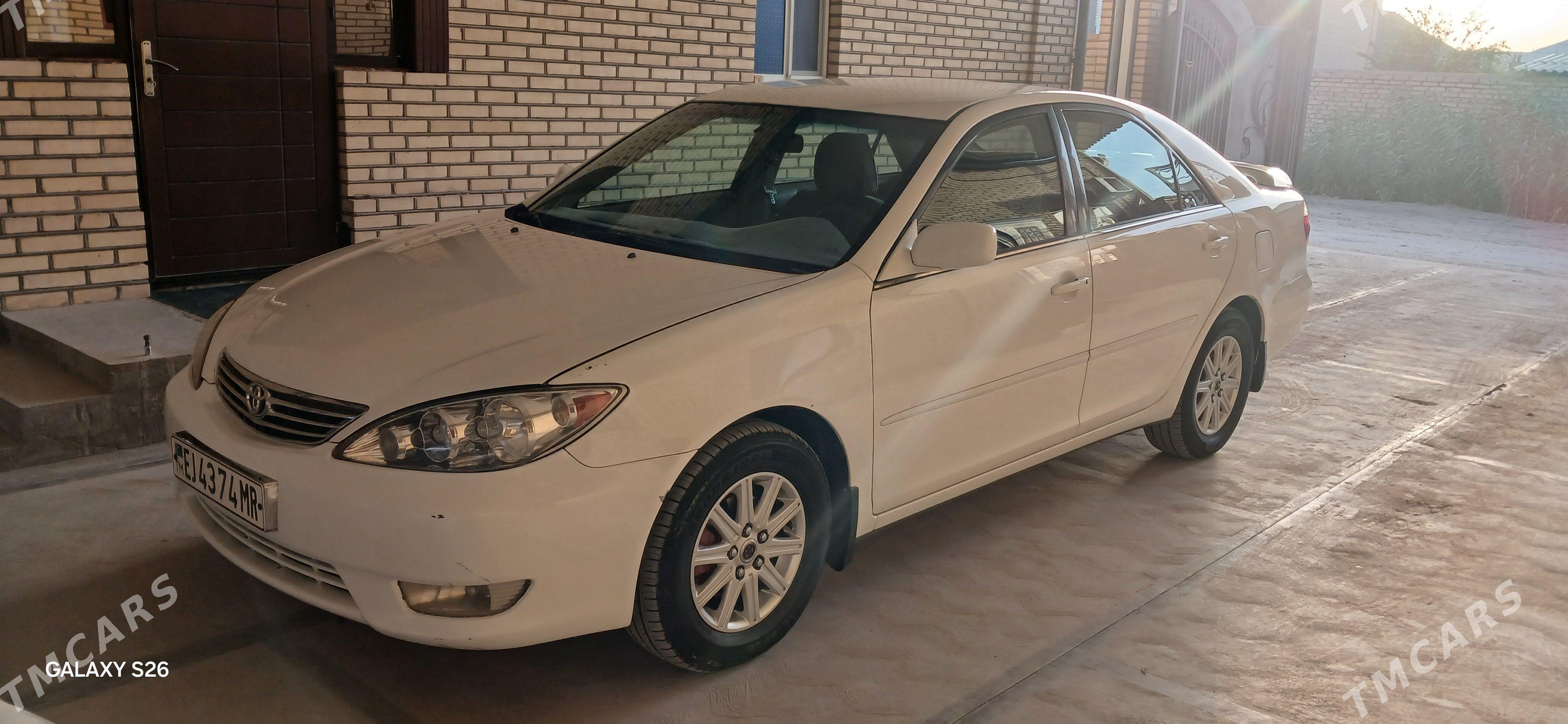 Toyota Camry 2005 - 199 000 TMT - Мары - img 1
