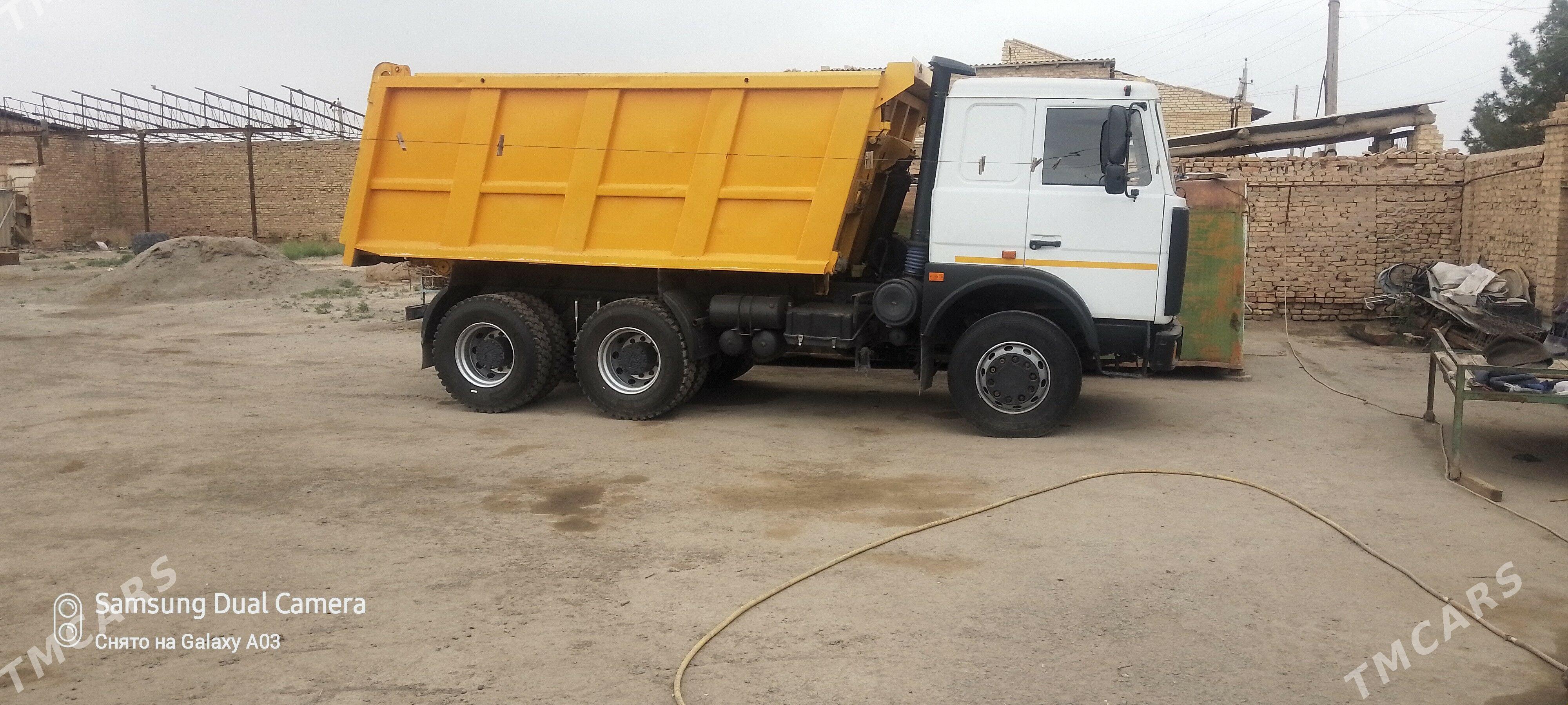 Maz Samosval 2014 - 550 000 TMT - Sakar - img 1