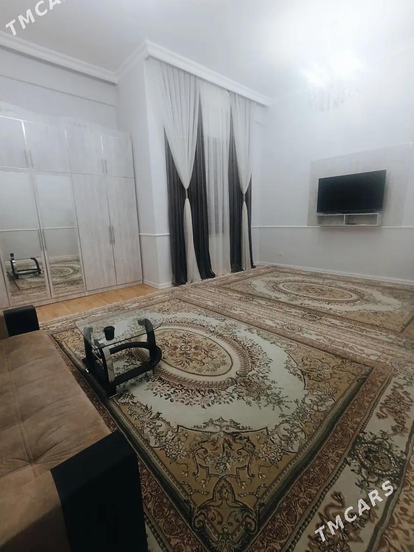 Arenda jay - Sowetskiý köç. (Garaşsyzlyk şaýoly) - img 1