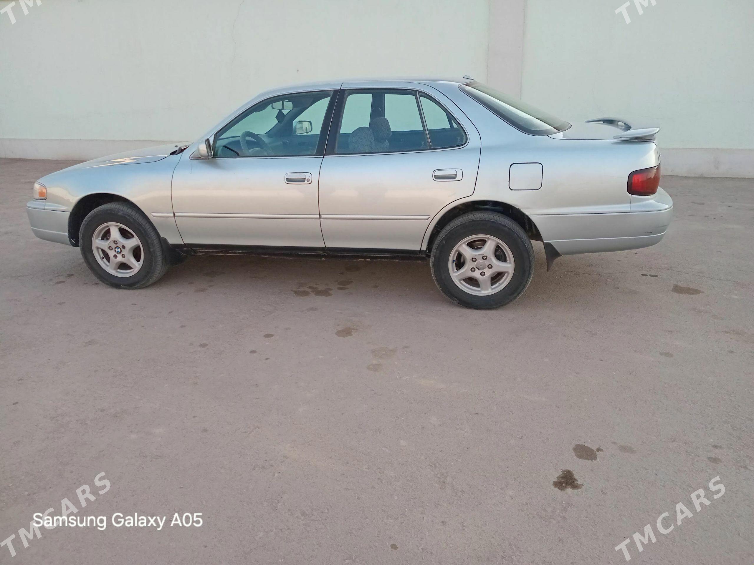 Toyota Camry 1995 - 102 000 TMT - Köneürgenç - img 1
