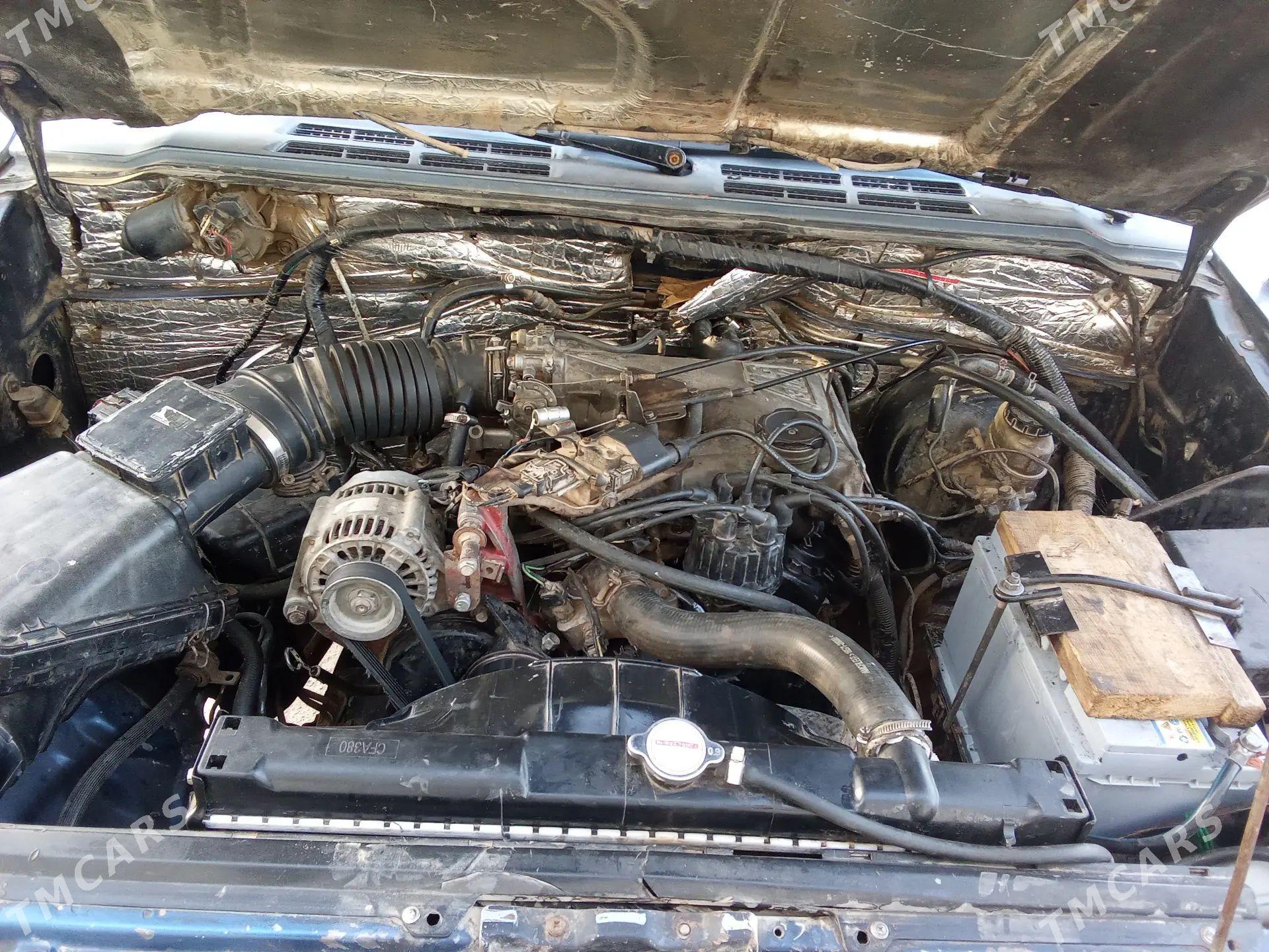 Mitsubishi Pajero 1991 - 70 000 TMT - Köýtendag - img 1