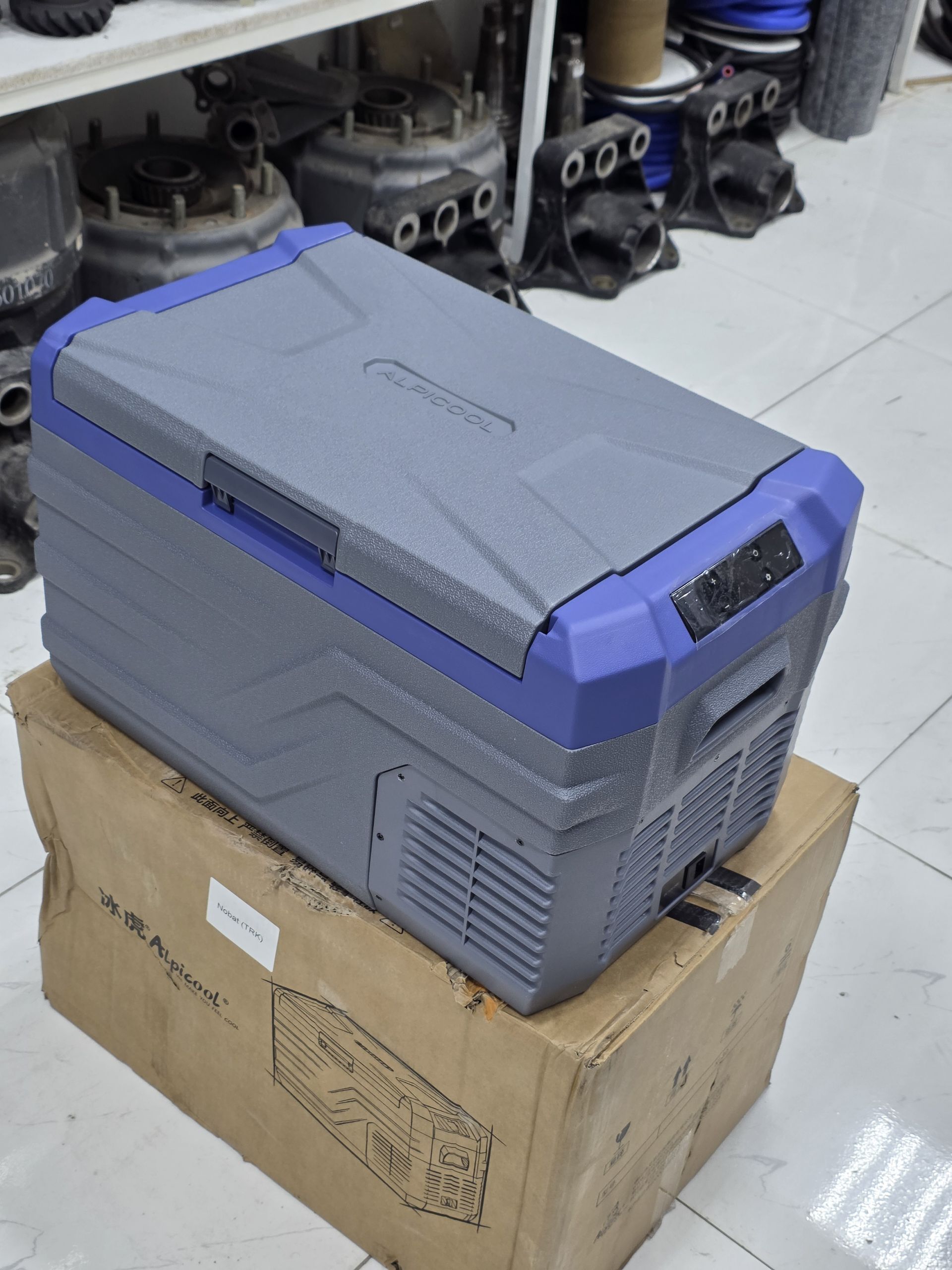 Holodilnik 12/24V Volvo 3 500 TMT - Änew - img 1