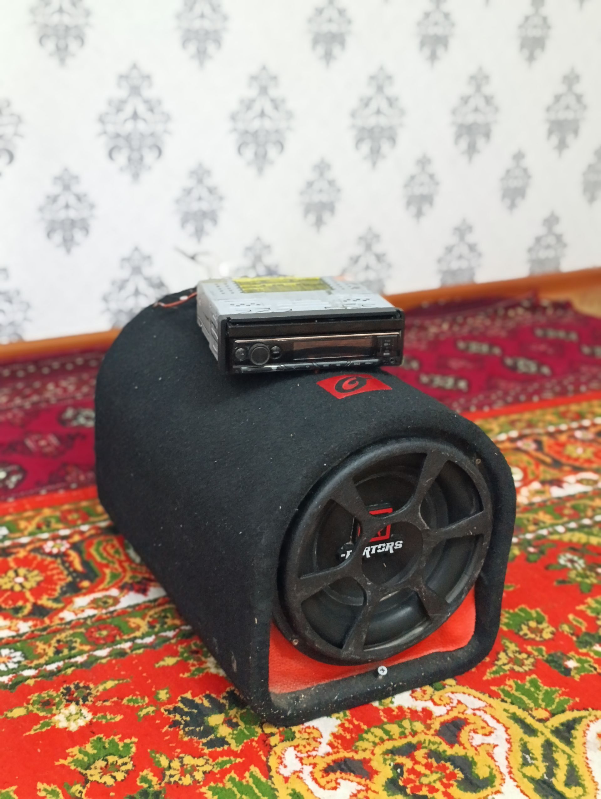Bass bocka Cykyan telwizor 3 000 TMT - Векильбазар - img 1