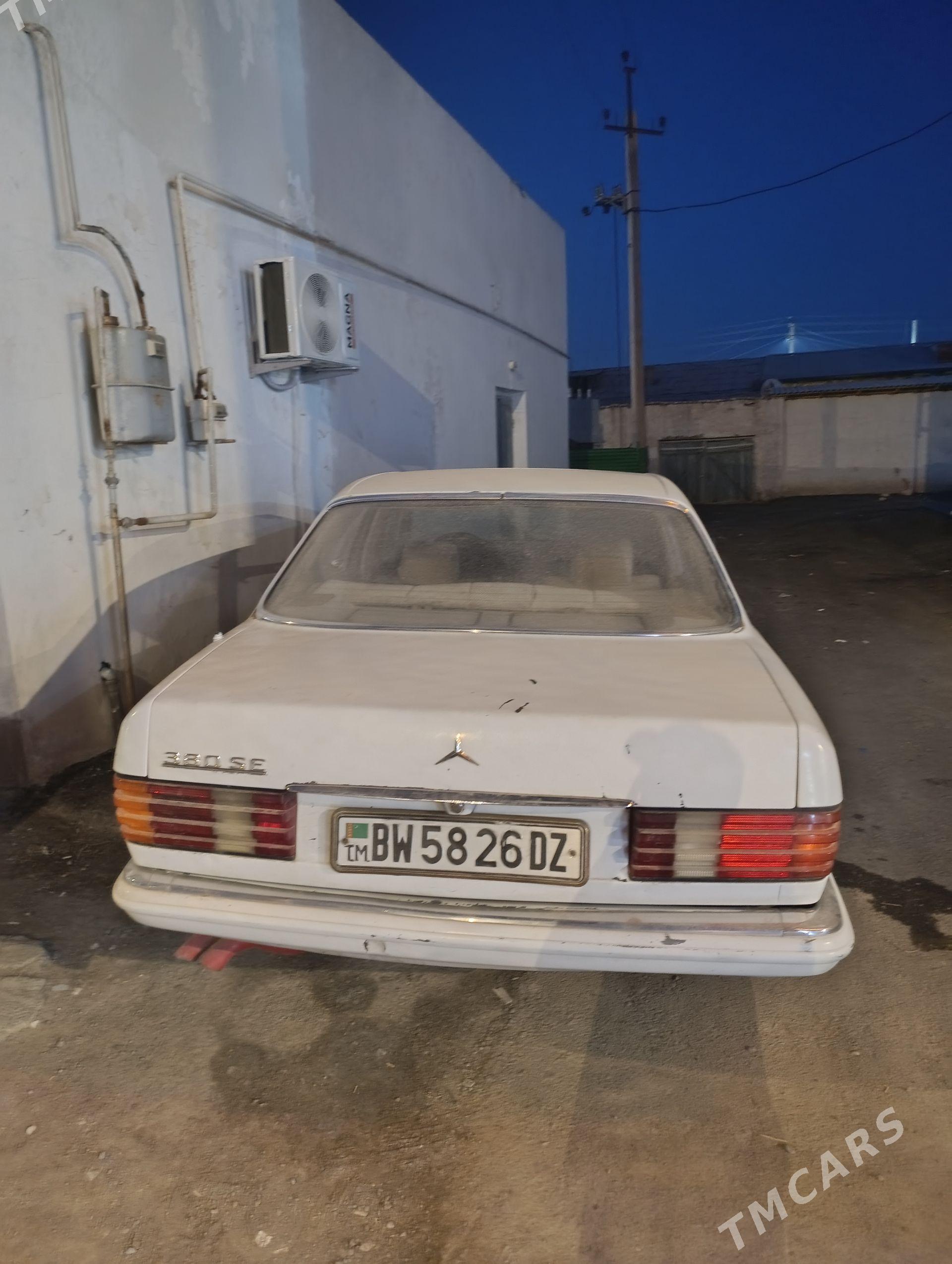Mercedes-Benz 300CE 1989 - 20 000 TMT - Дашогуз - img 1