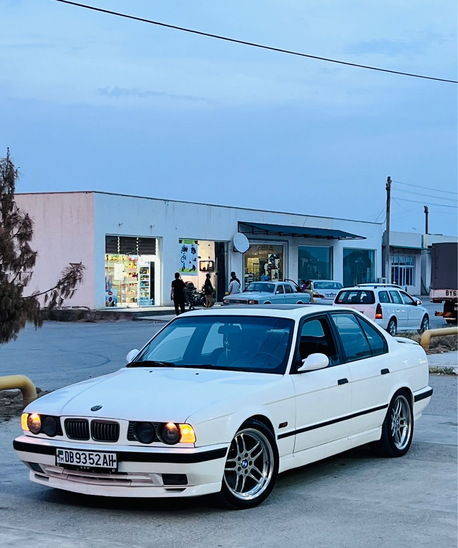 BMW E34 1994 - 110 000 TMT - Kaka - img 1