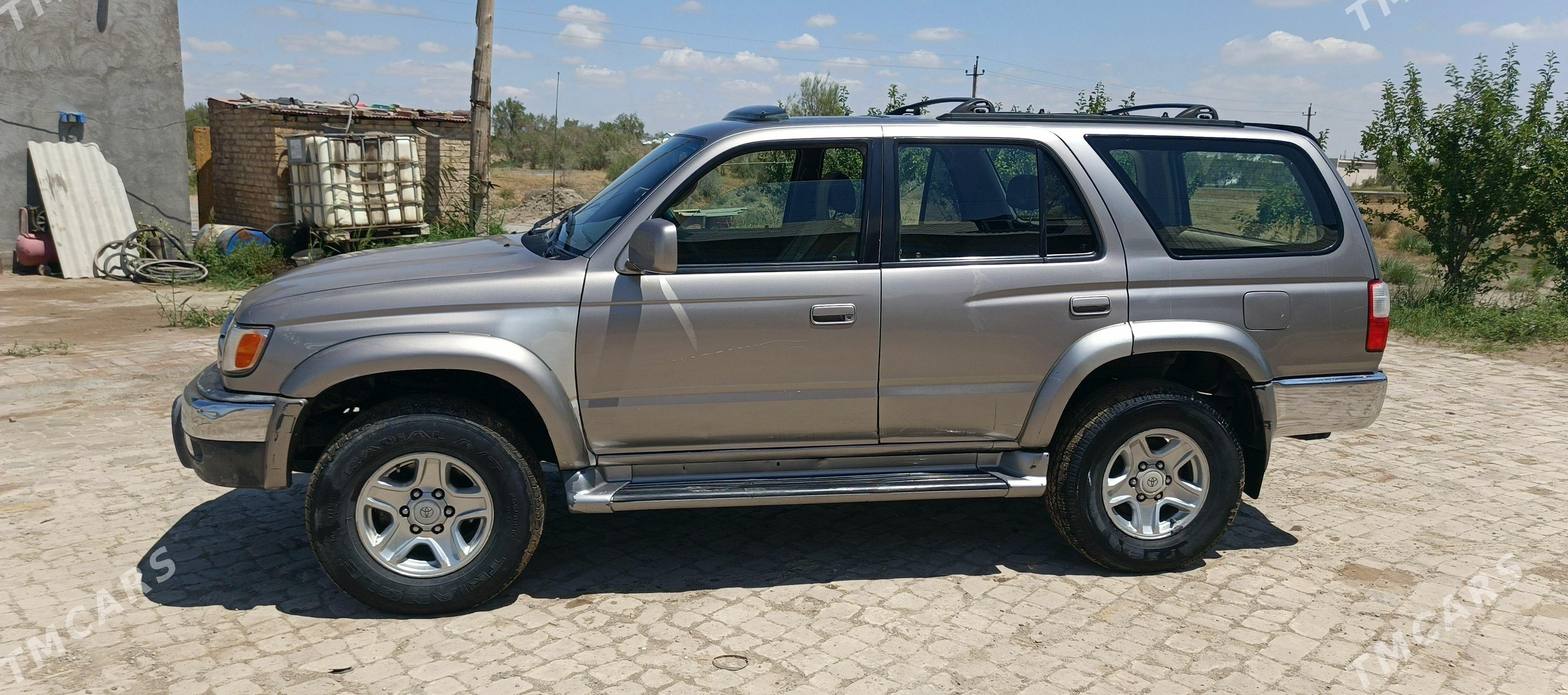 Toyota 4Runner 2001 - 190 000 TMT - Halaç - img 1