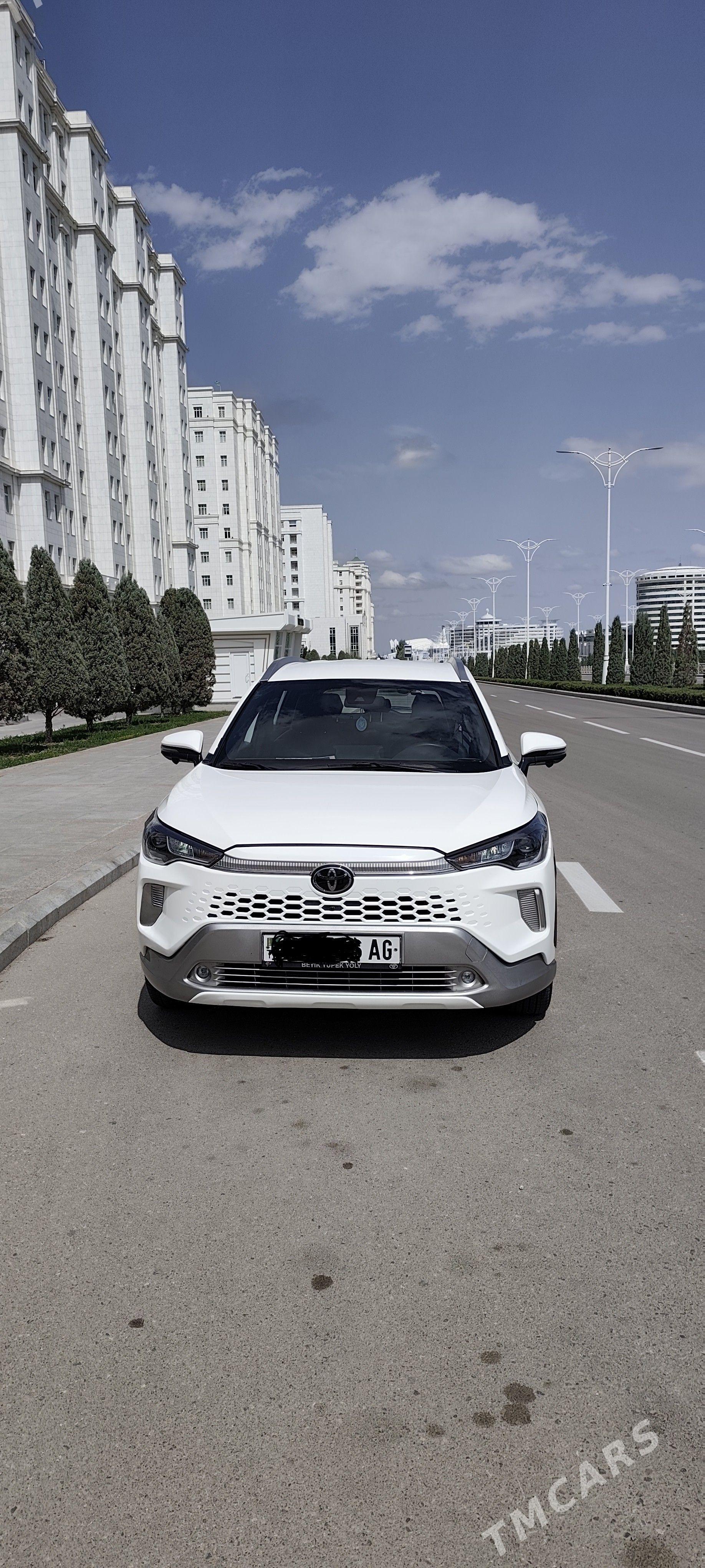 Toyota Corolla Cross 2024 - 365 000 TMT - Улица Ататурка - img 1