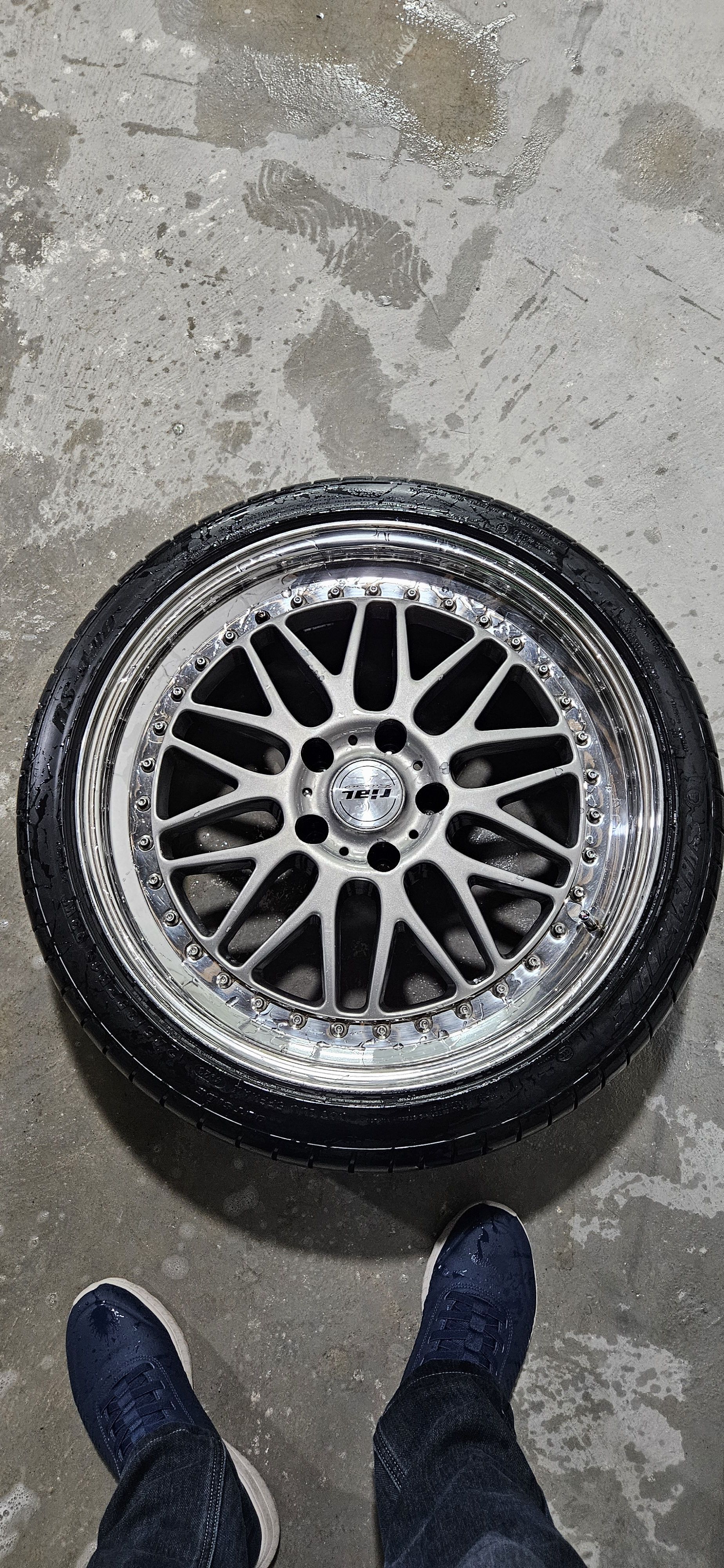 BMW DISGA R19 22 000 TMT - Bedew - img 1