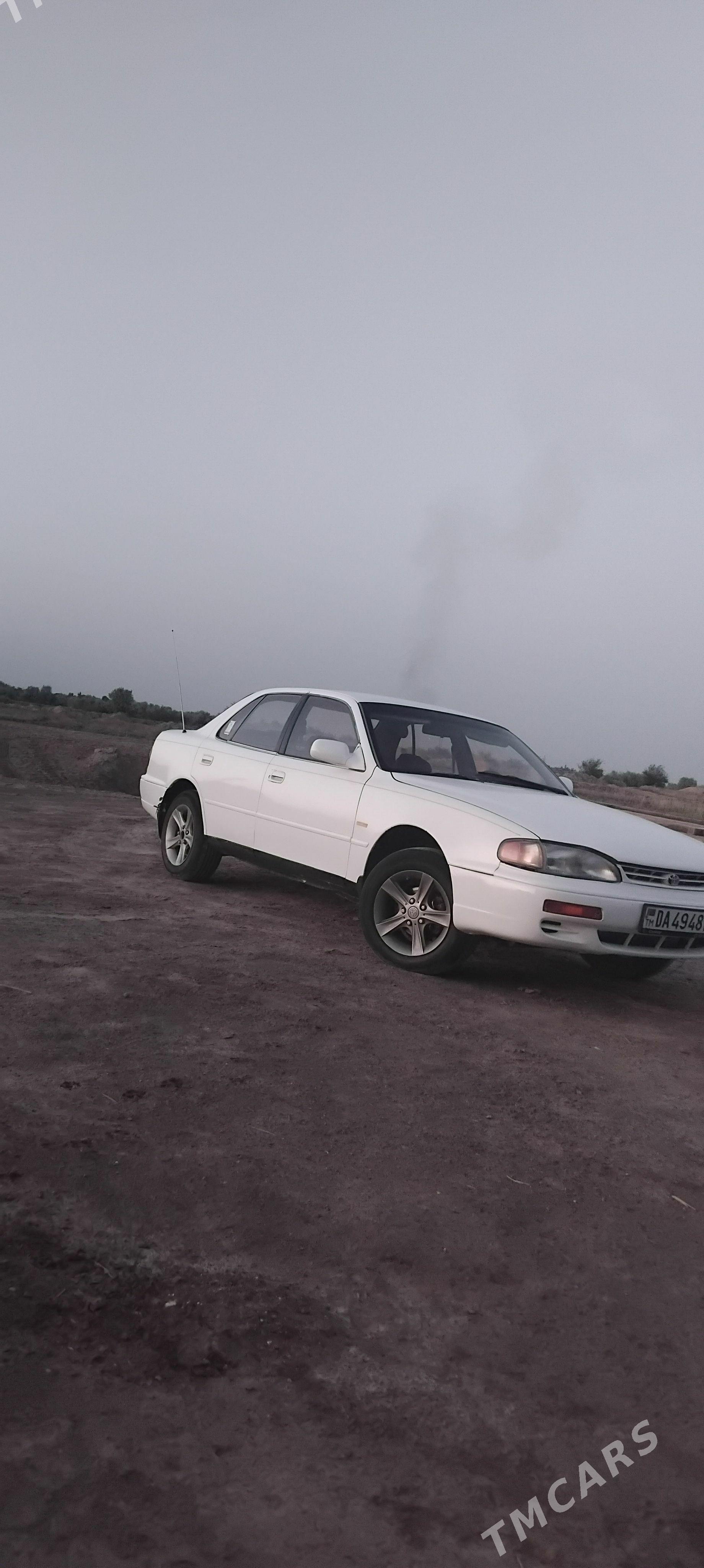 Toyota Camry 1994 - 100 000 TMT - Гурбансолтан Едже - img 1