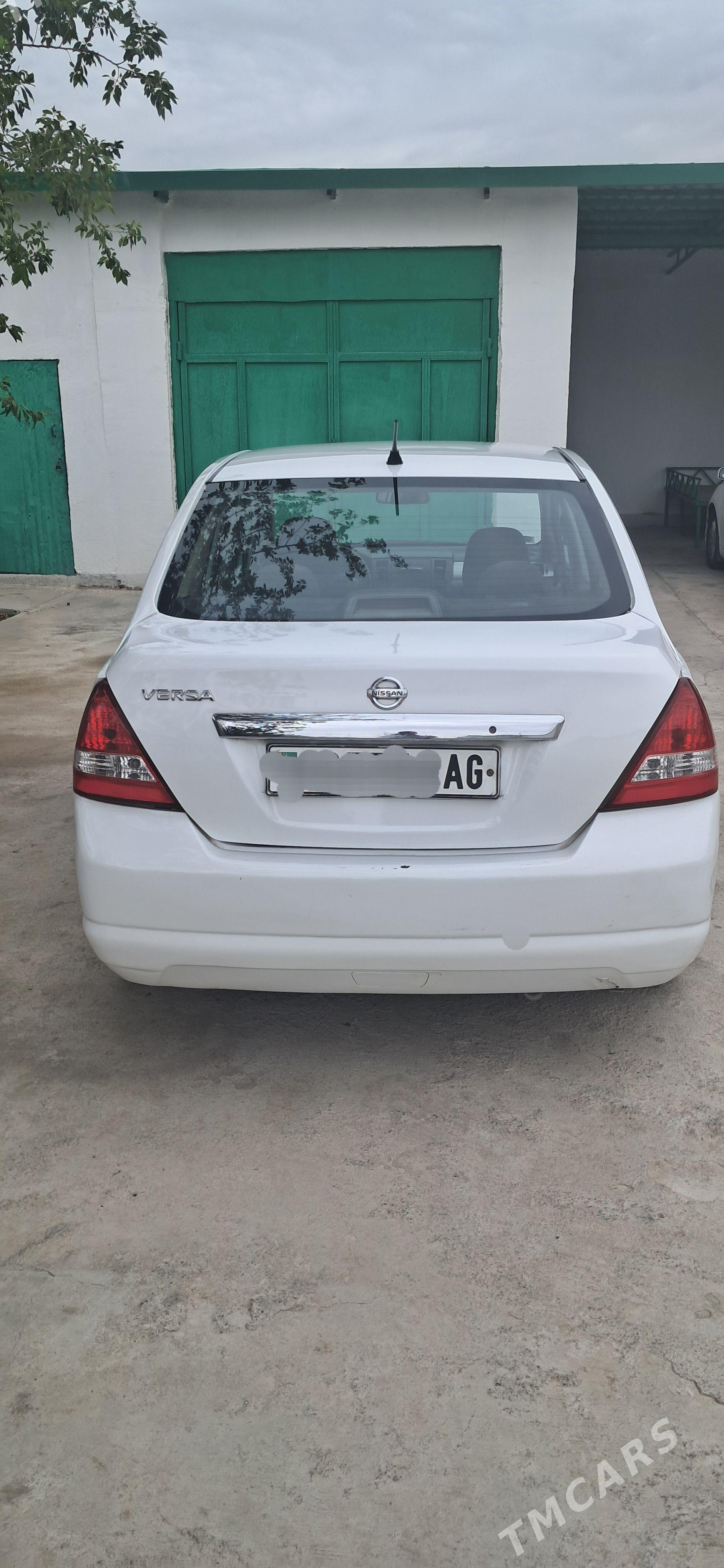 Nissan Versa 2010 - 129 000 TMT - Aşgabat - img 1
