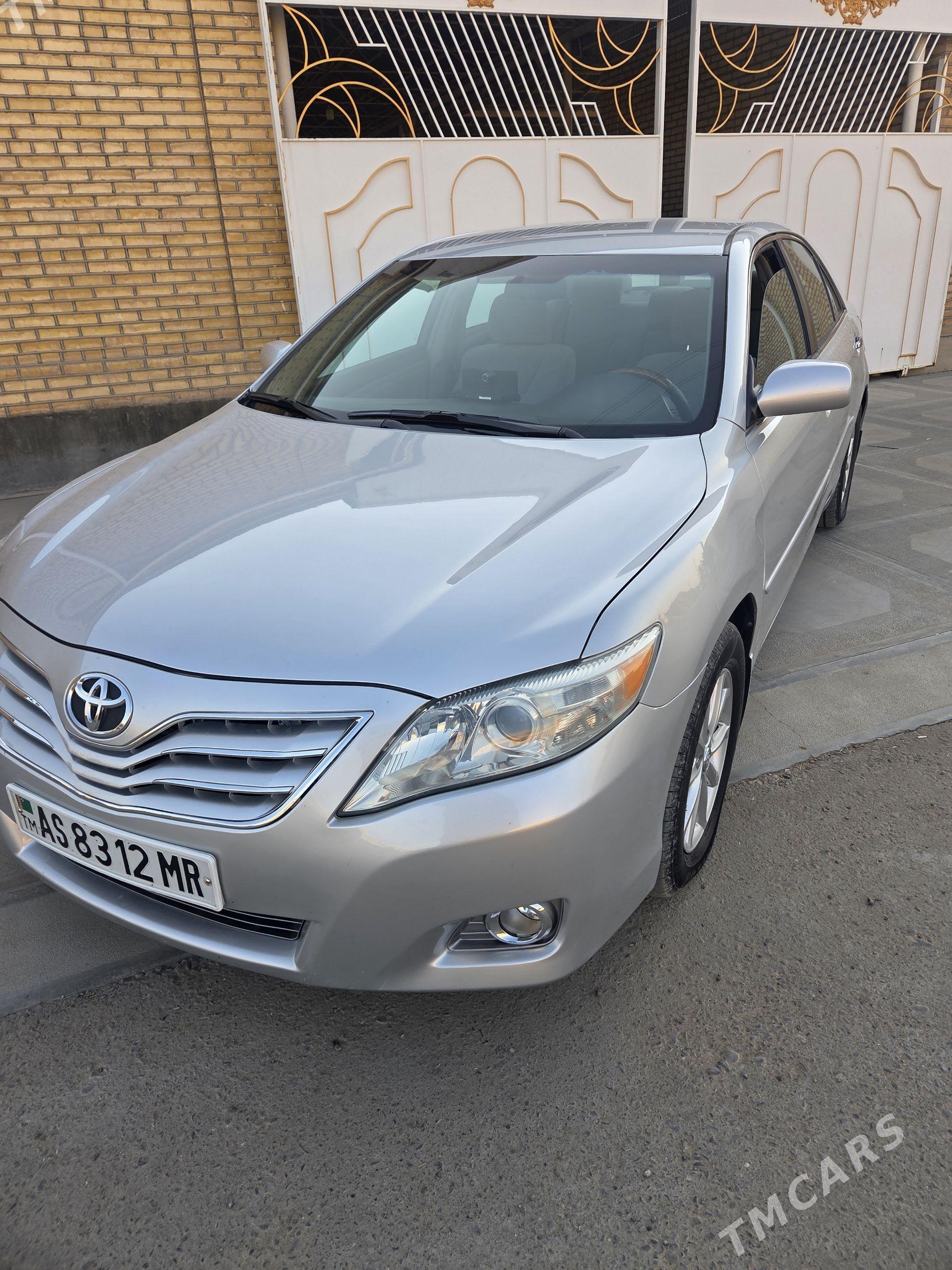 Toyota Camry 2011 - 220 000 TMT - Мары - img 1