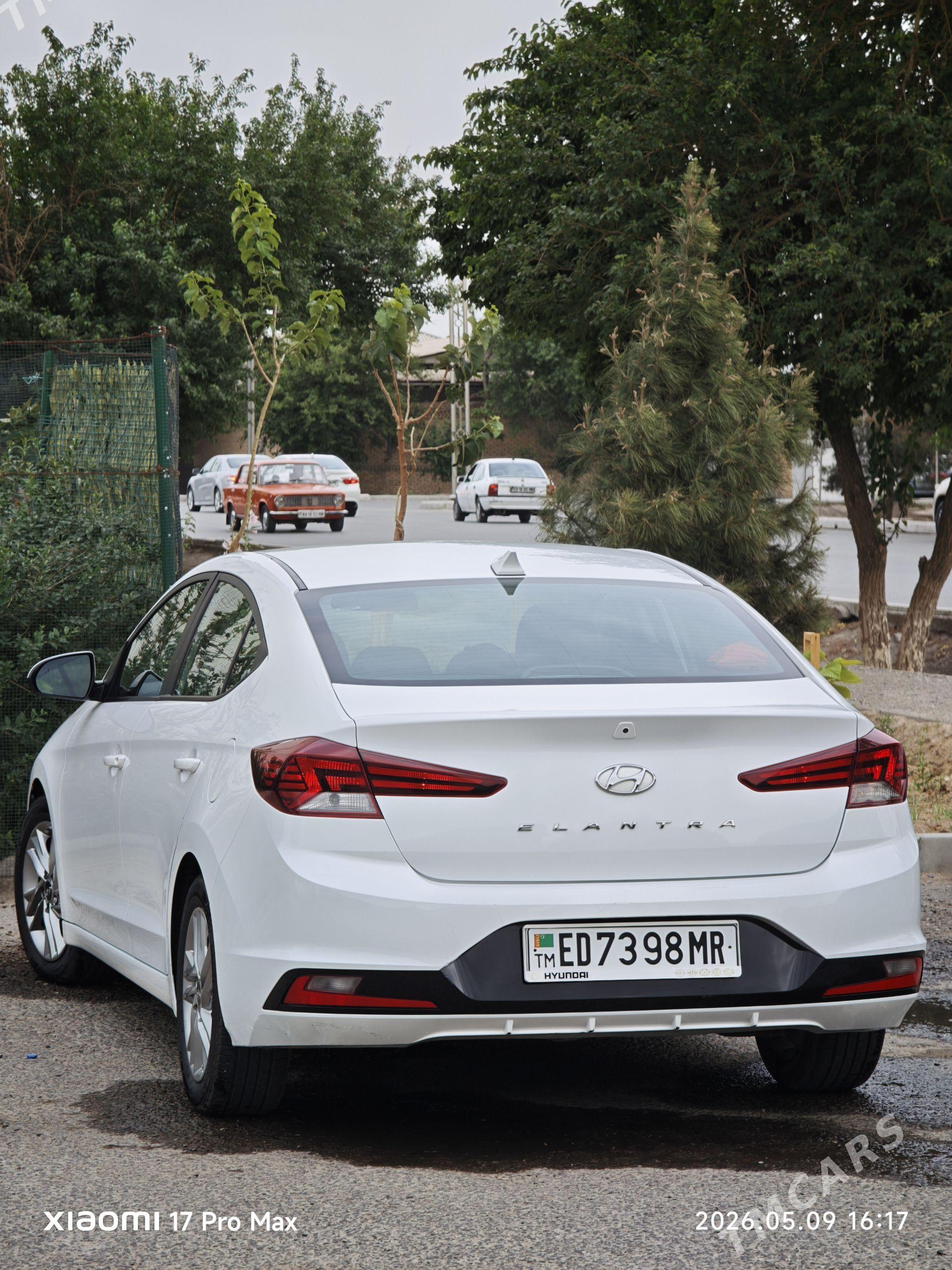 Hyundai Elantra 2020 - 260 000 TMT - Мары - img 1