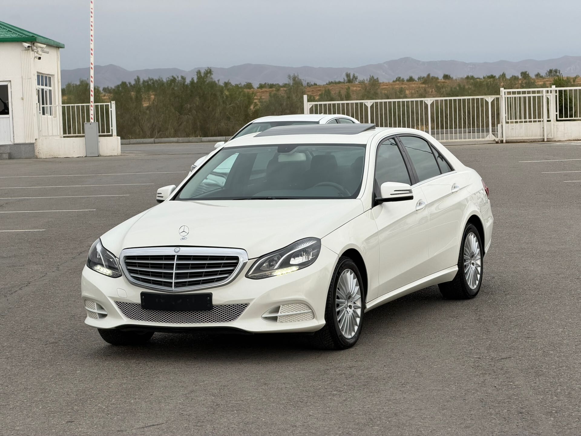 Mercedes-Benz 400E 2014 - 615 000 TMT - Aşgabat - img 1