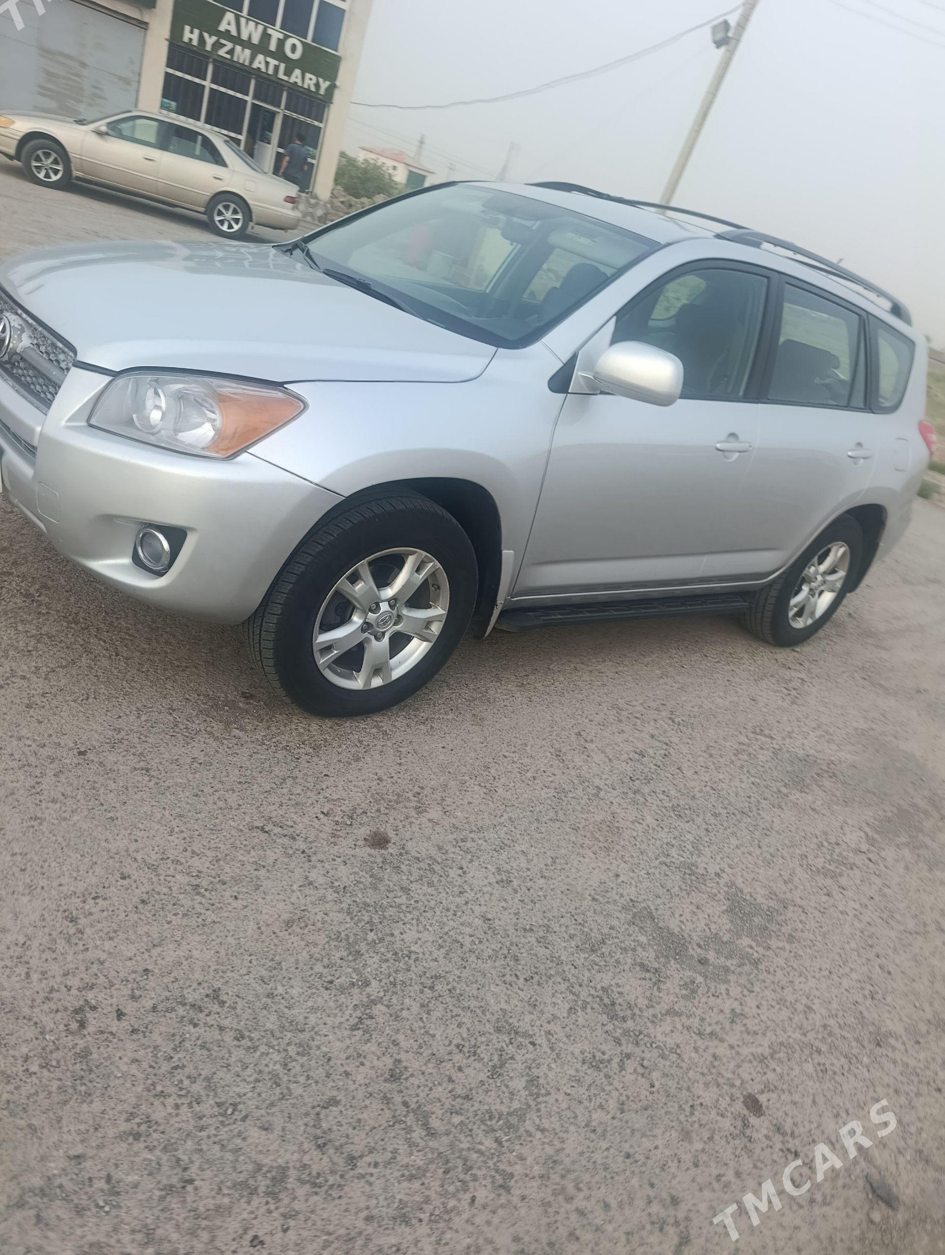 Toyota RAV4 2008 - 220 000 TMT - Койтендаг - img 1