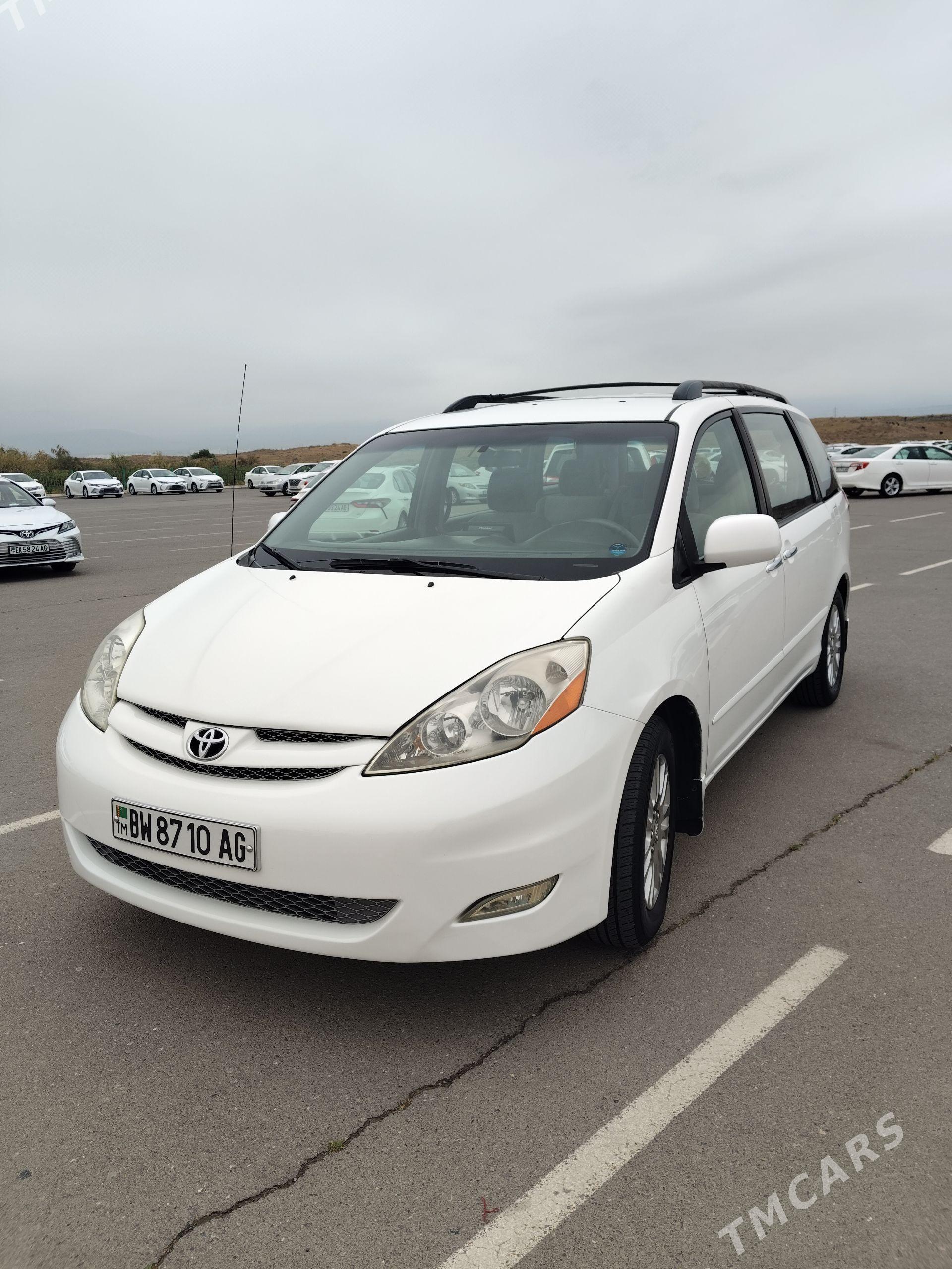 Toyota Sienna 2008 - 295 000 TMT - Гаудан "А" - img 1
