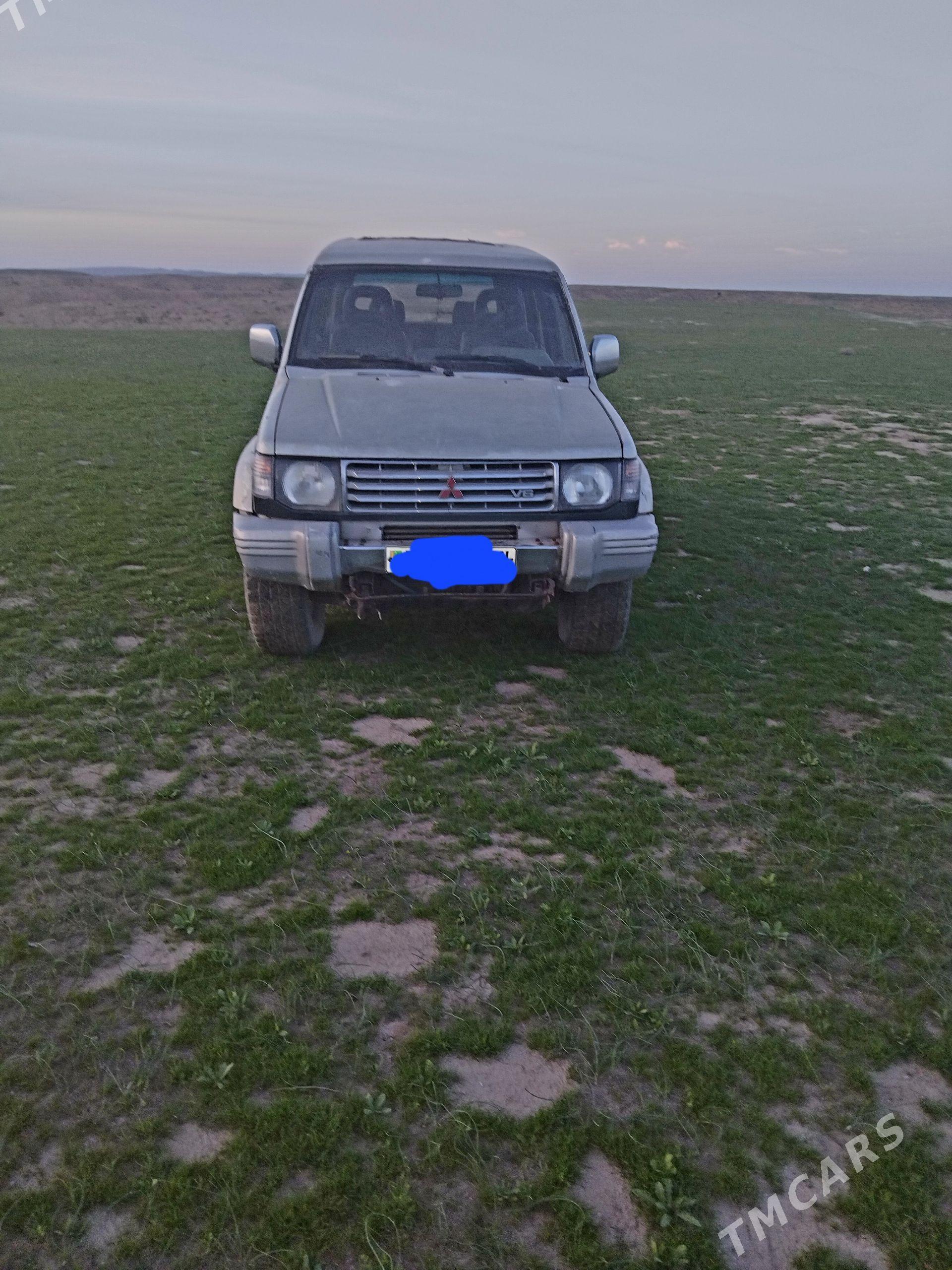 Mitsubishi Pajero 1993 - 35 000 TMT - Etrek - img 1