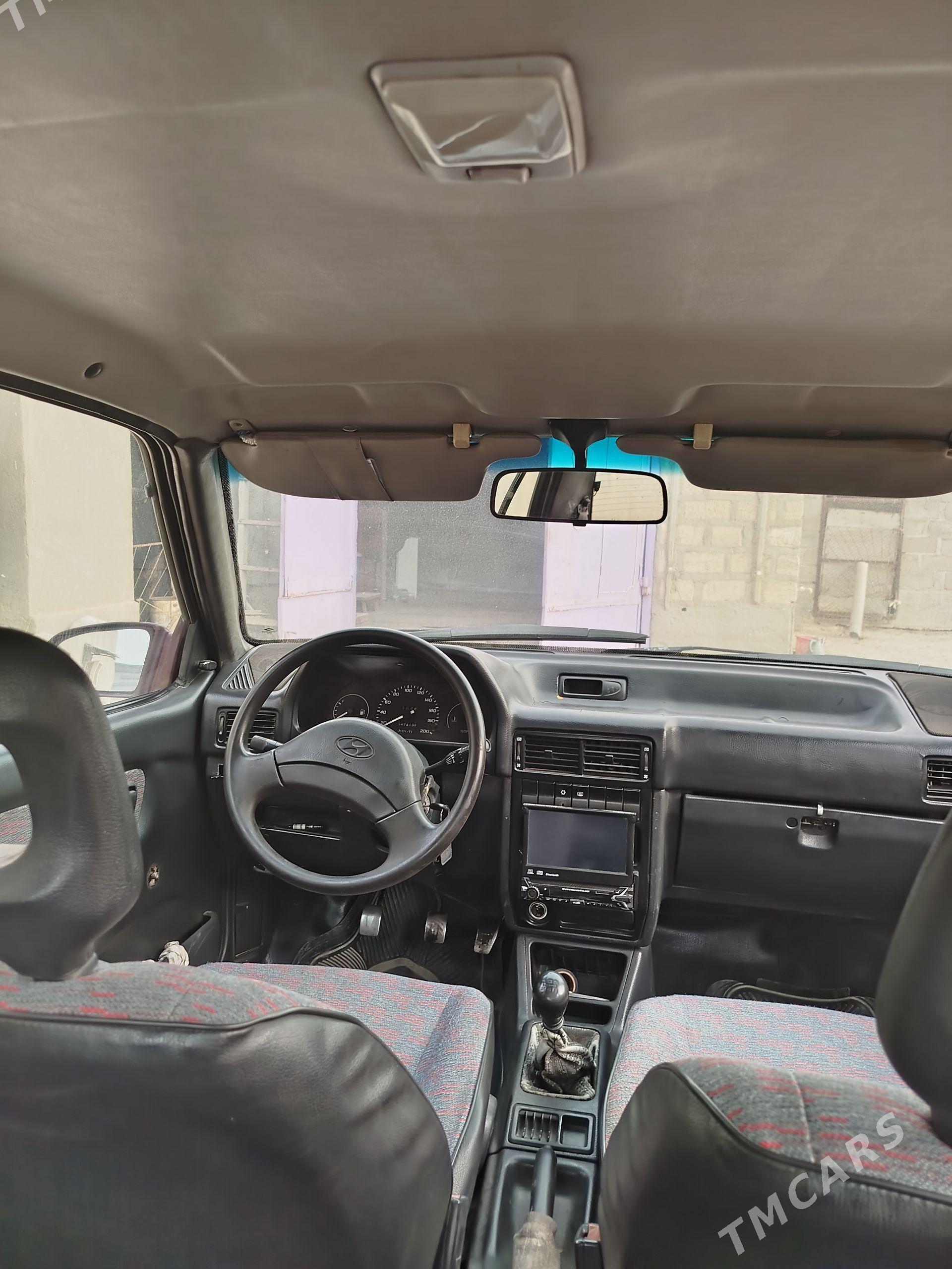 Hyundai Accent 1997 - 28 000 TMT - Гумдаг - img 1