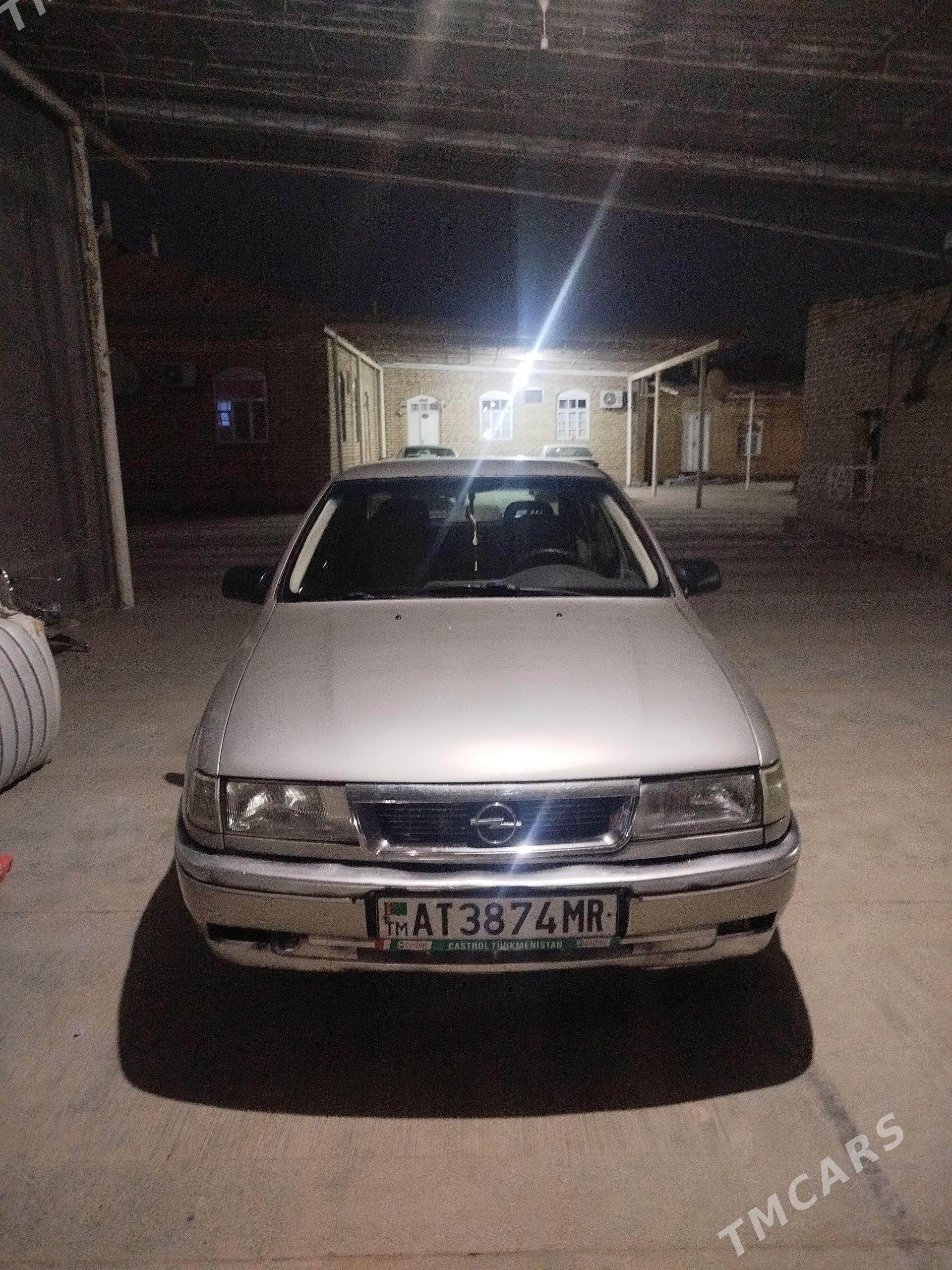 Opel Vectra 1992 - 45 000 TMT - Мары - img 1