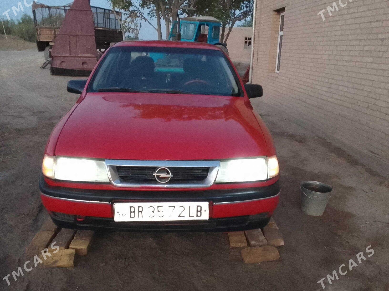 Opel Vectra 1992 - 50 000 TMT - Фарап - img 1