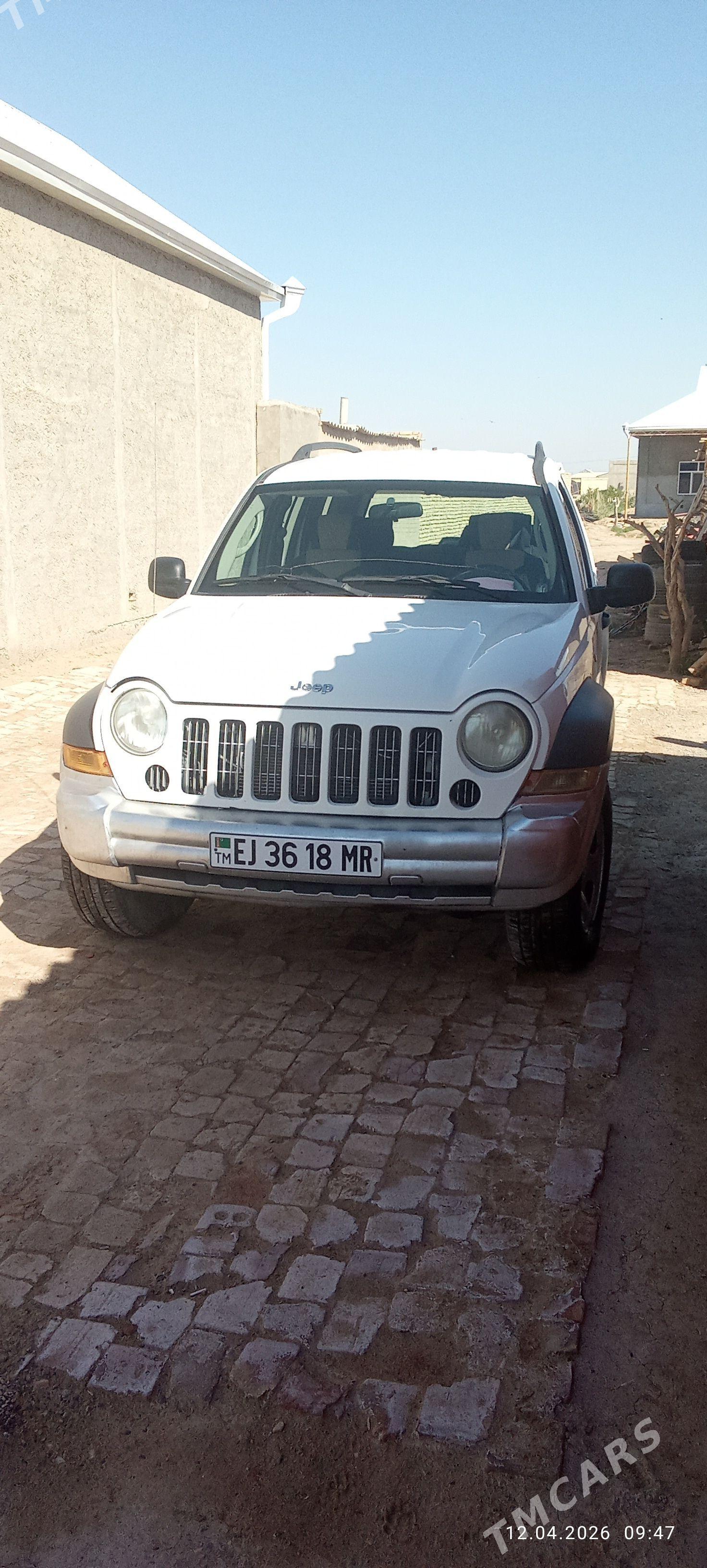 Jeep Liberty 2006 - 150 000 TMT - Байрамали - img 1