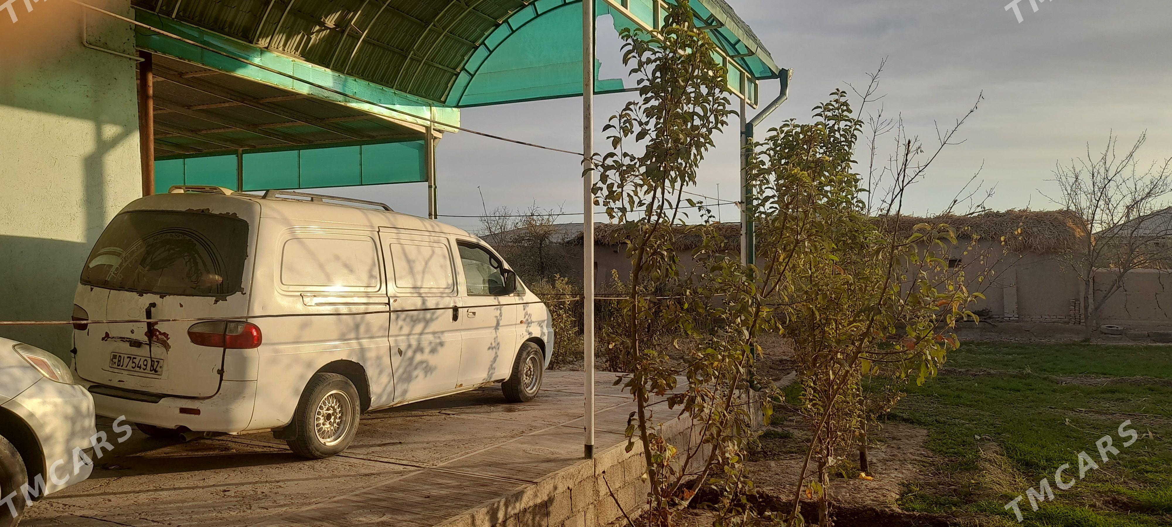 Hyundai H-1 2001 - 30 000 TMT - Şabat etr. - img 1