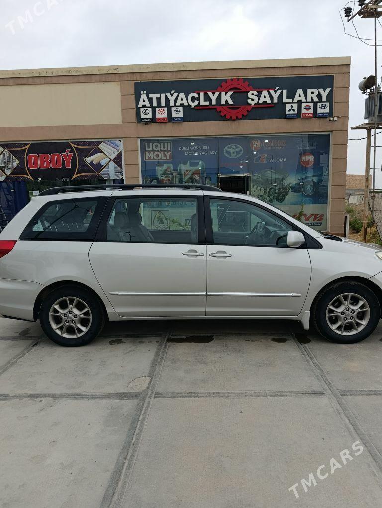 Toyota Sienna 2004 - 280 000 TMT - Baýramaly - img 1