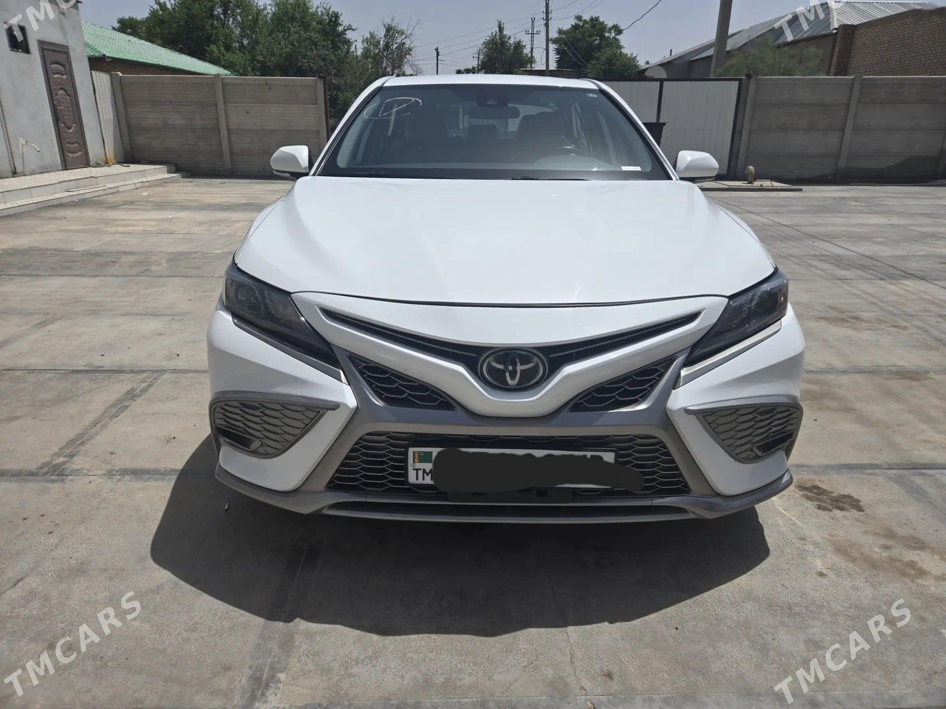 Toyota Camry 2021 - 340 000 TMT - Мары - img 1