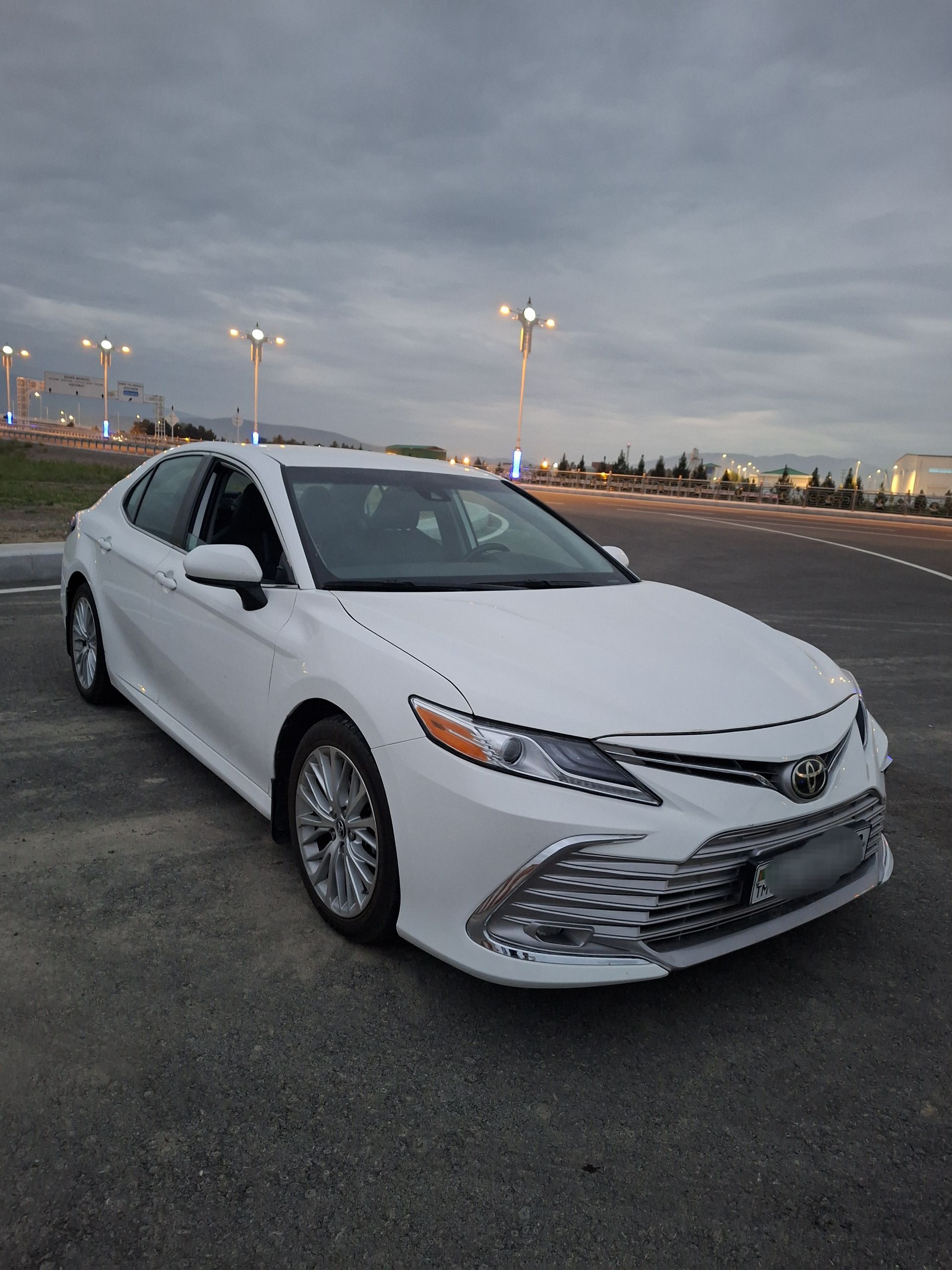 Toyota Camry 2019 - 335 000 TMT - Ашхабад - img 1