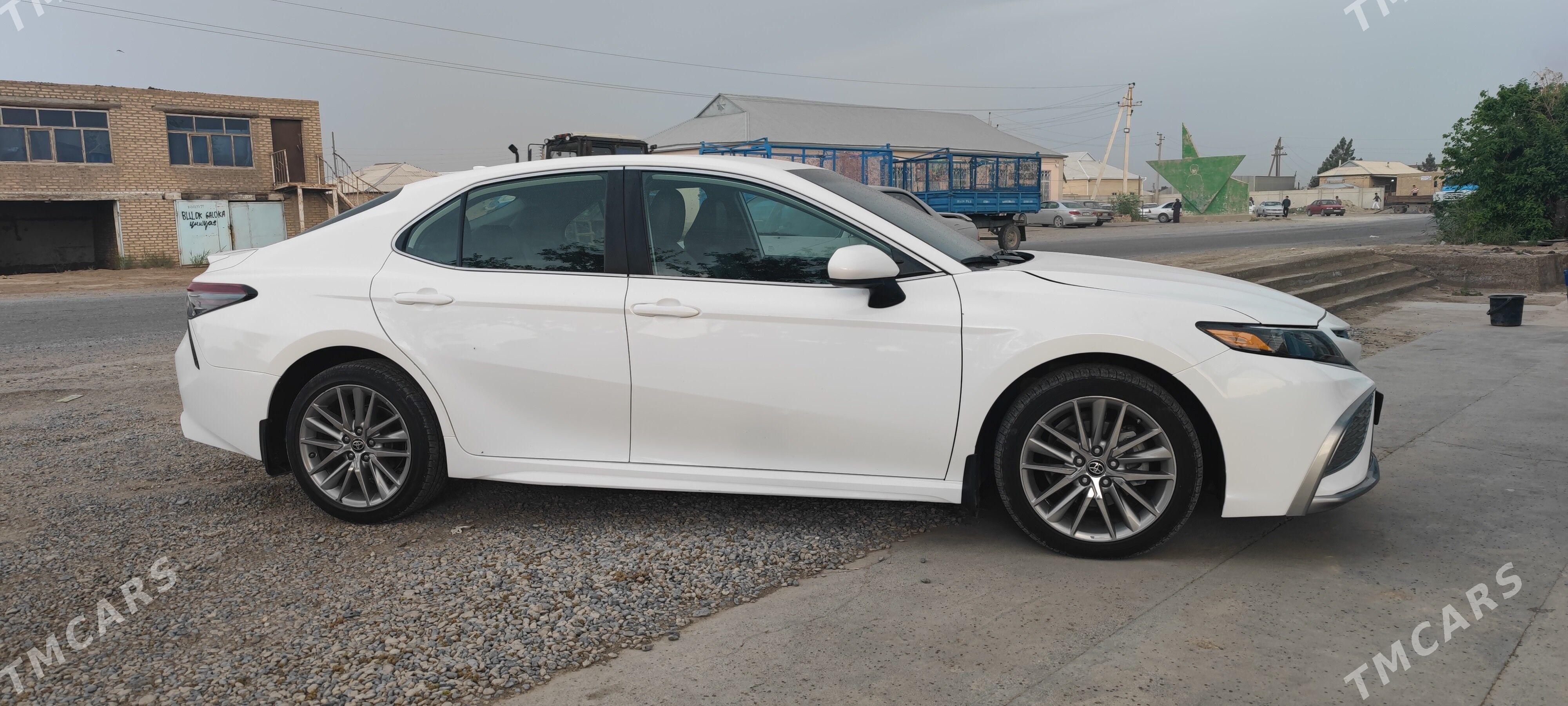 Toyota Camry 2021 - 336 000 TMT - Мары - img 1