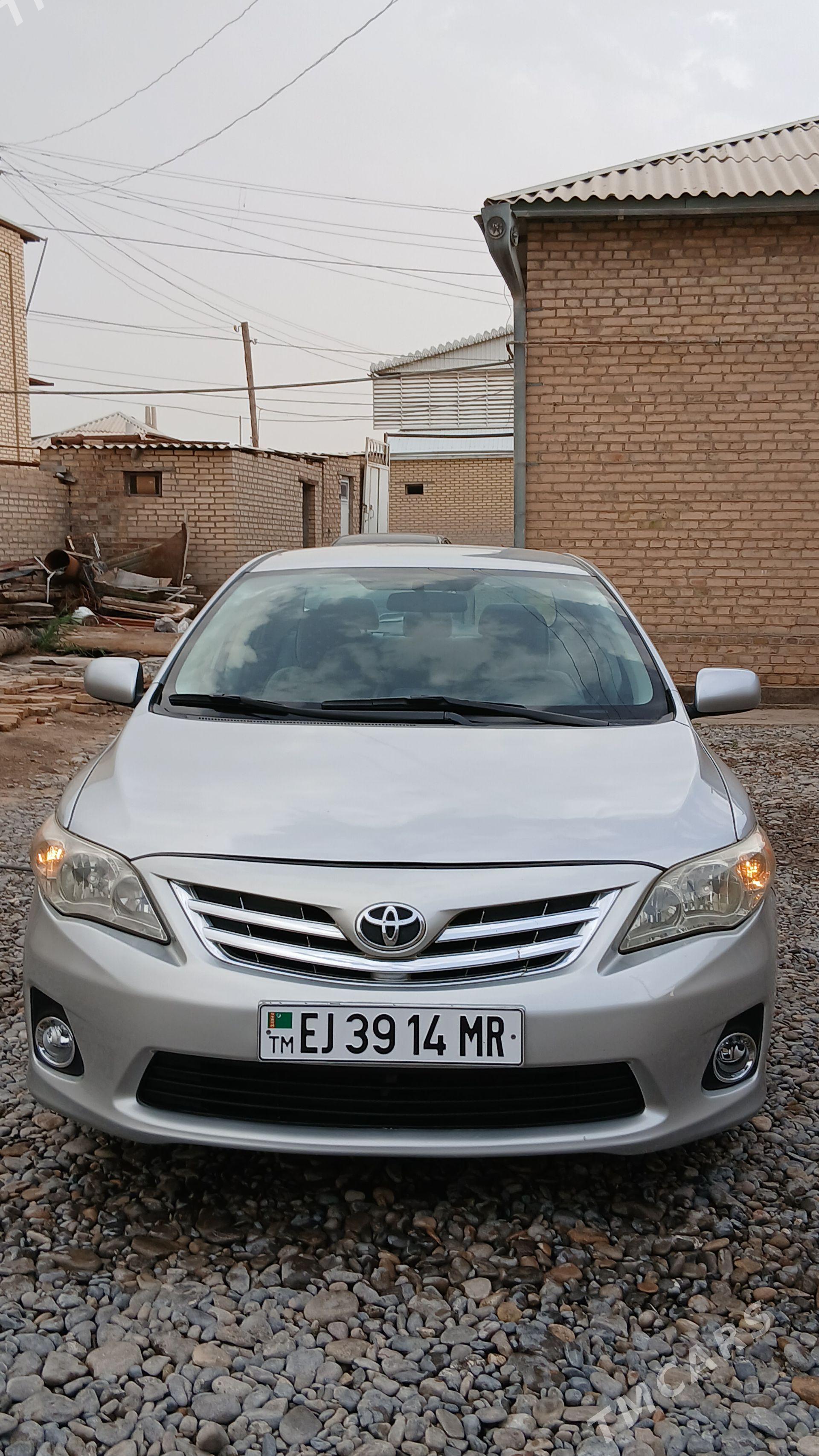 Toyota Corolla 2013 - 175 000 TMT - Мары - img 1