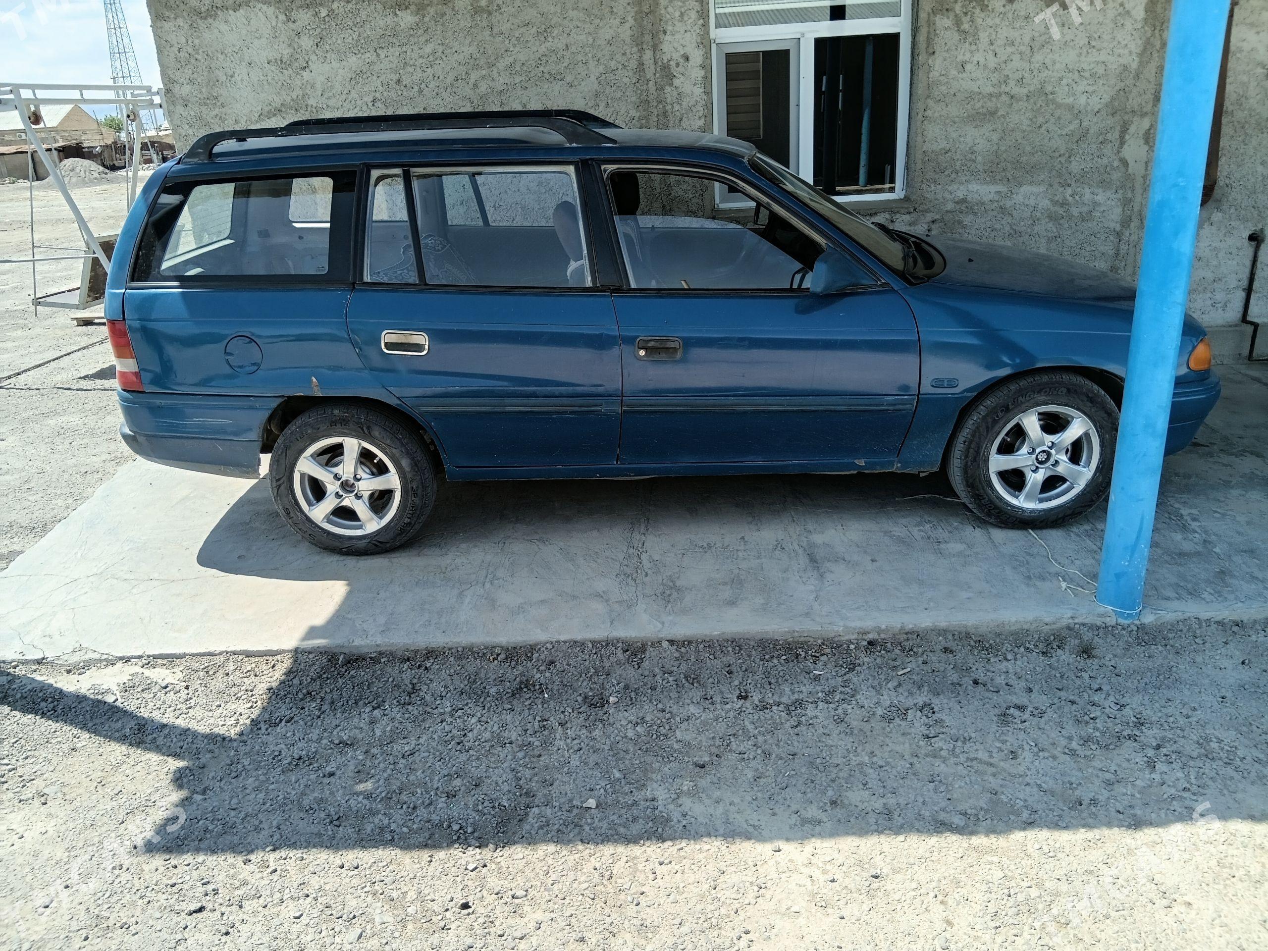 Opel Astra 1993 - 32 000 TMT - Гызыларбат - img 1