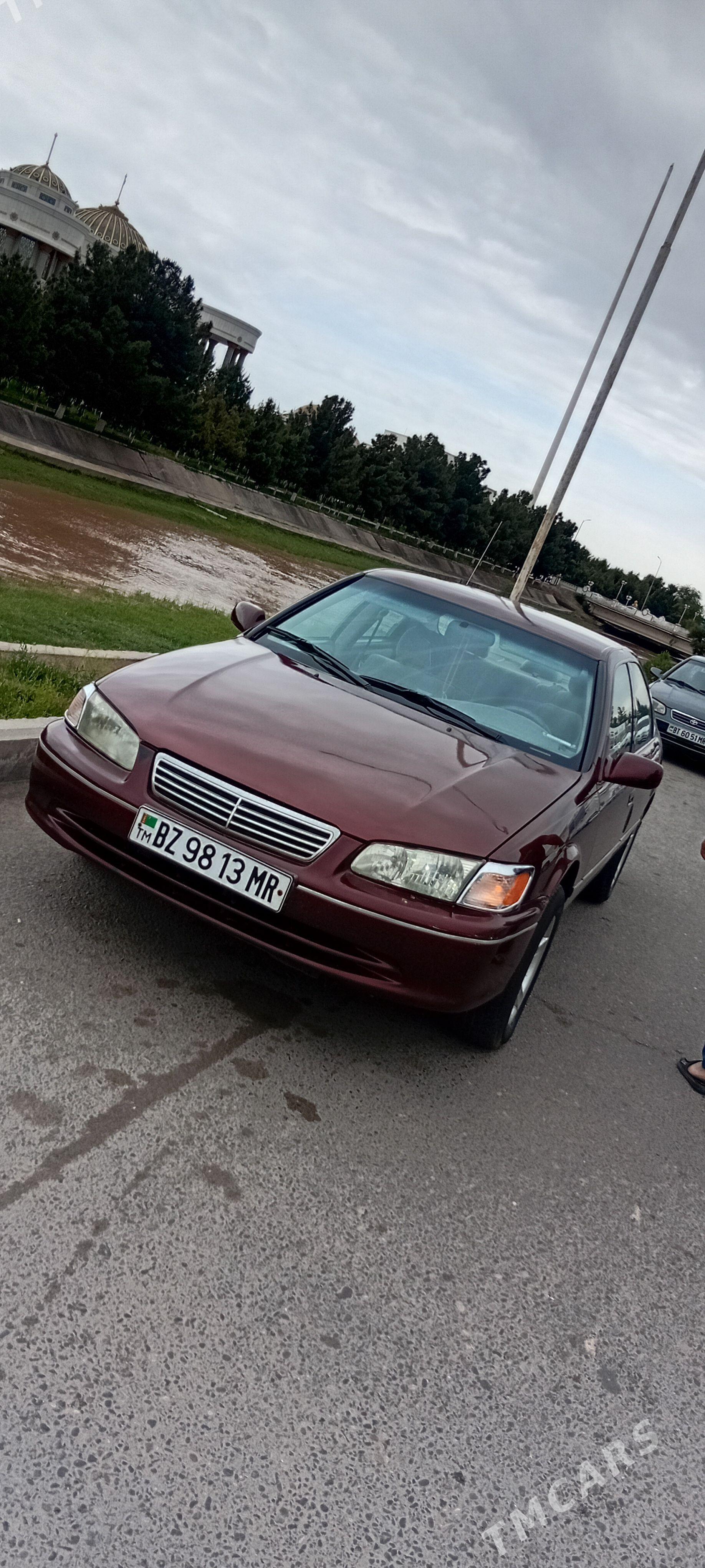 Toyota Camry 2001 - 155 000 TMT - Ёлётен - img 1