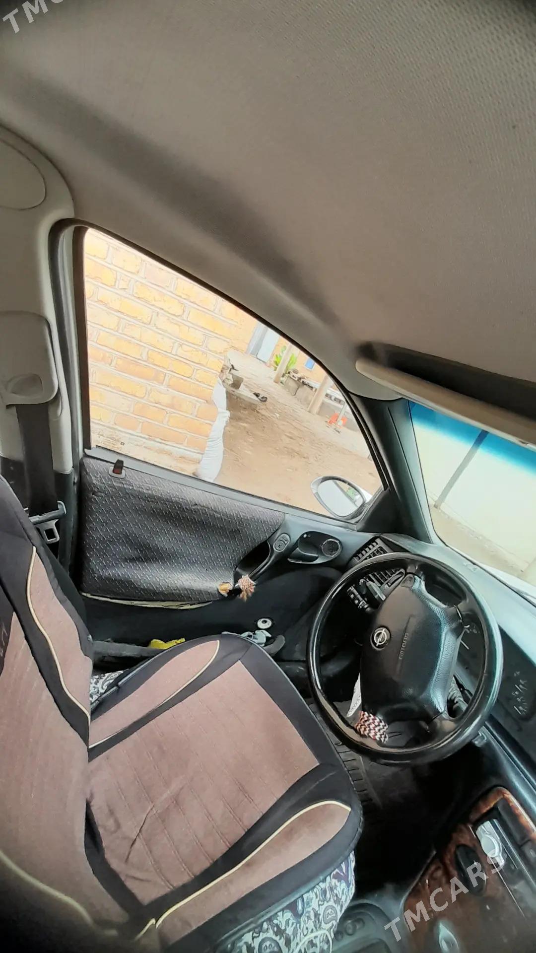 Opel Vectra 1996 - 55 000 TMT - Бабадайхан - img 1