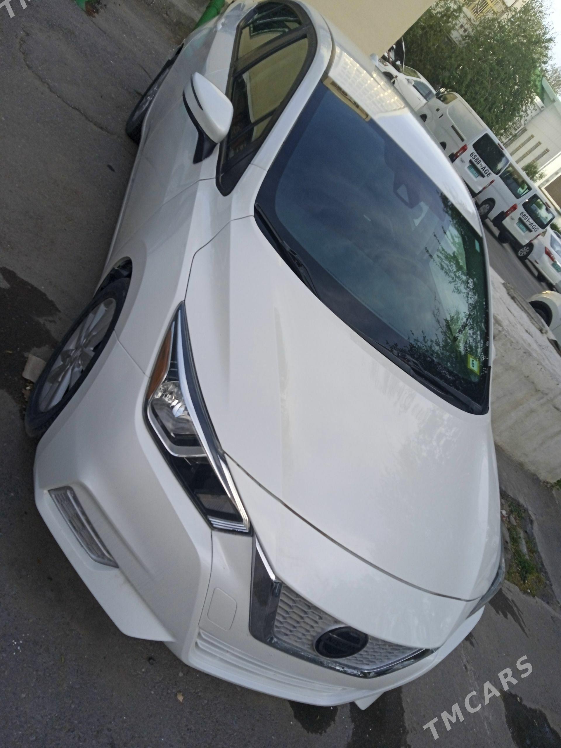 Nissan Versa 2022 - 169 000 TMT - Aşgabat - img 1