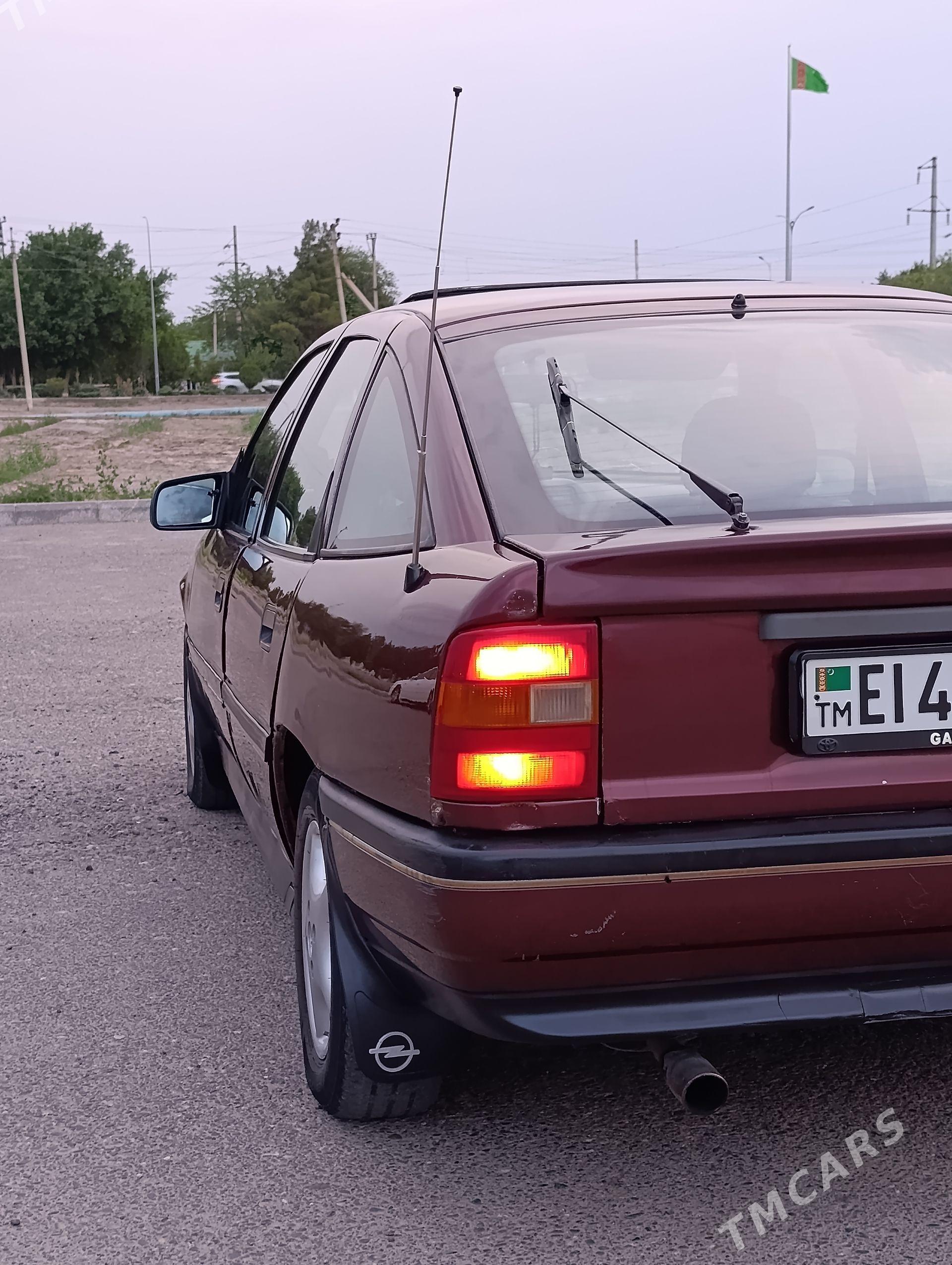 Opel Vectra 1991 - 40 000 TMT - Baýramaly - img 1