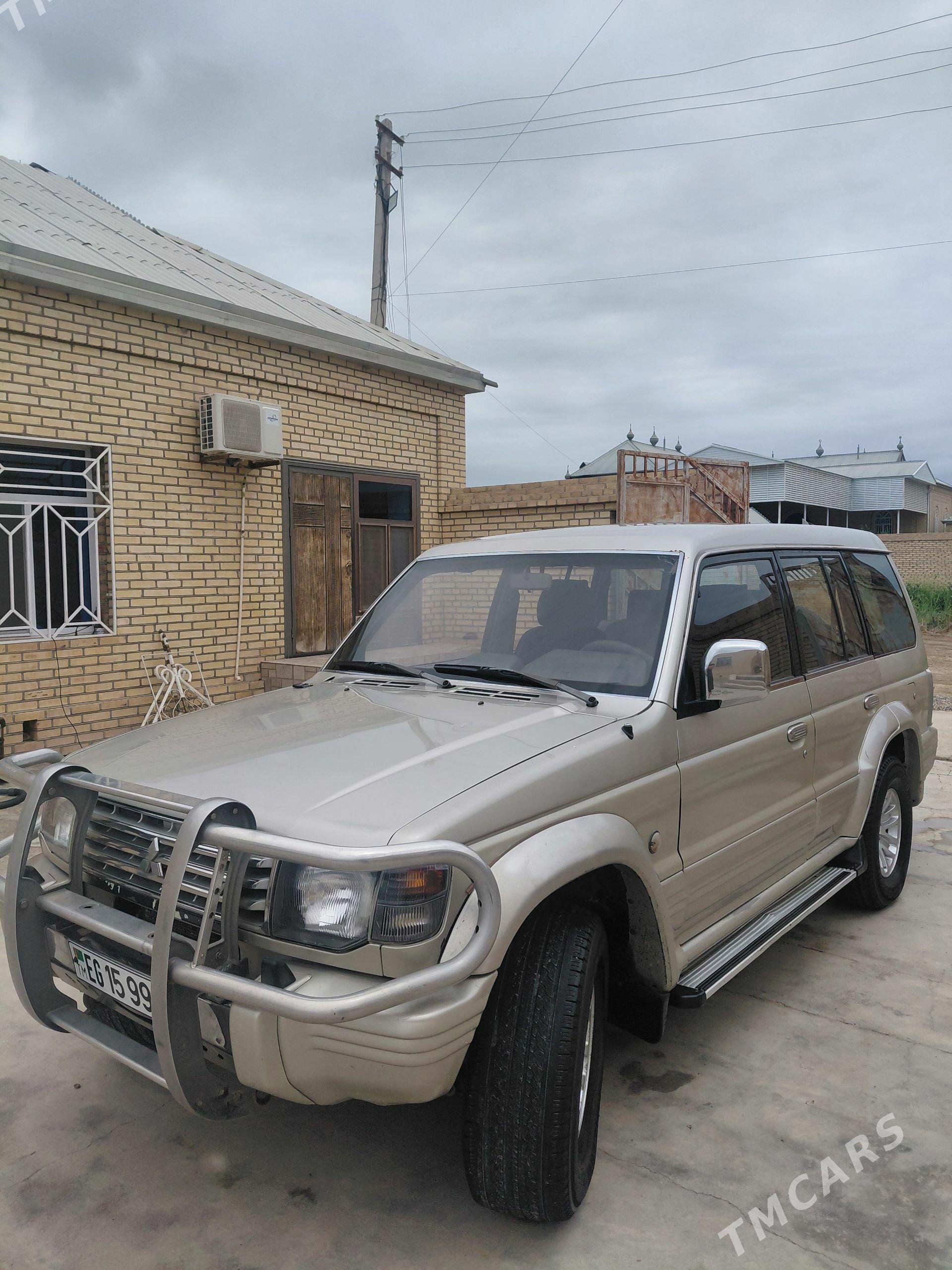 Mitsubishi Pajero 1992 - 80 000 TMT - Mary - img 1