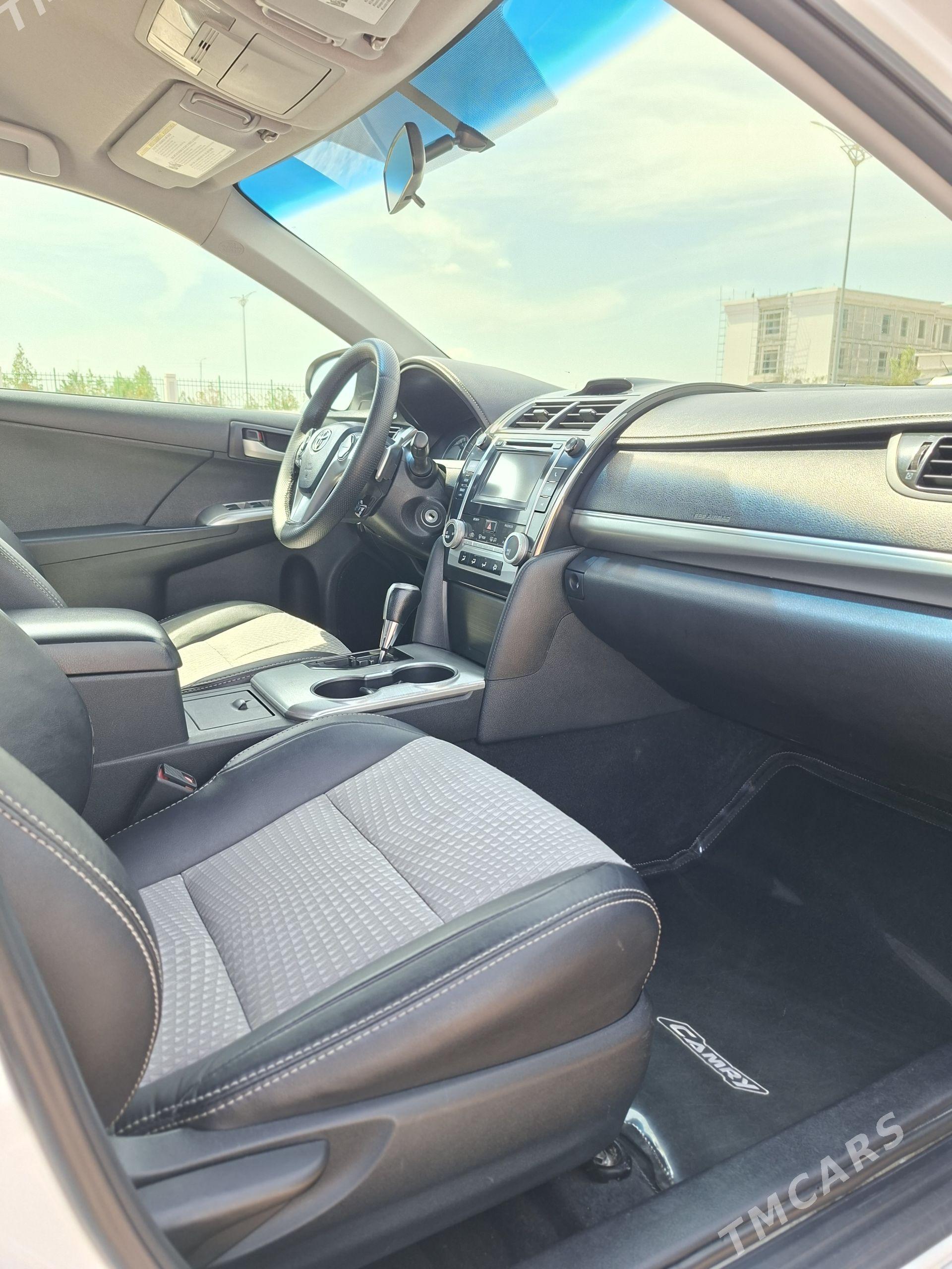 Toyota Camry 2012 - 250 000 TMT - Дашогуз - img 1