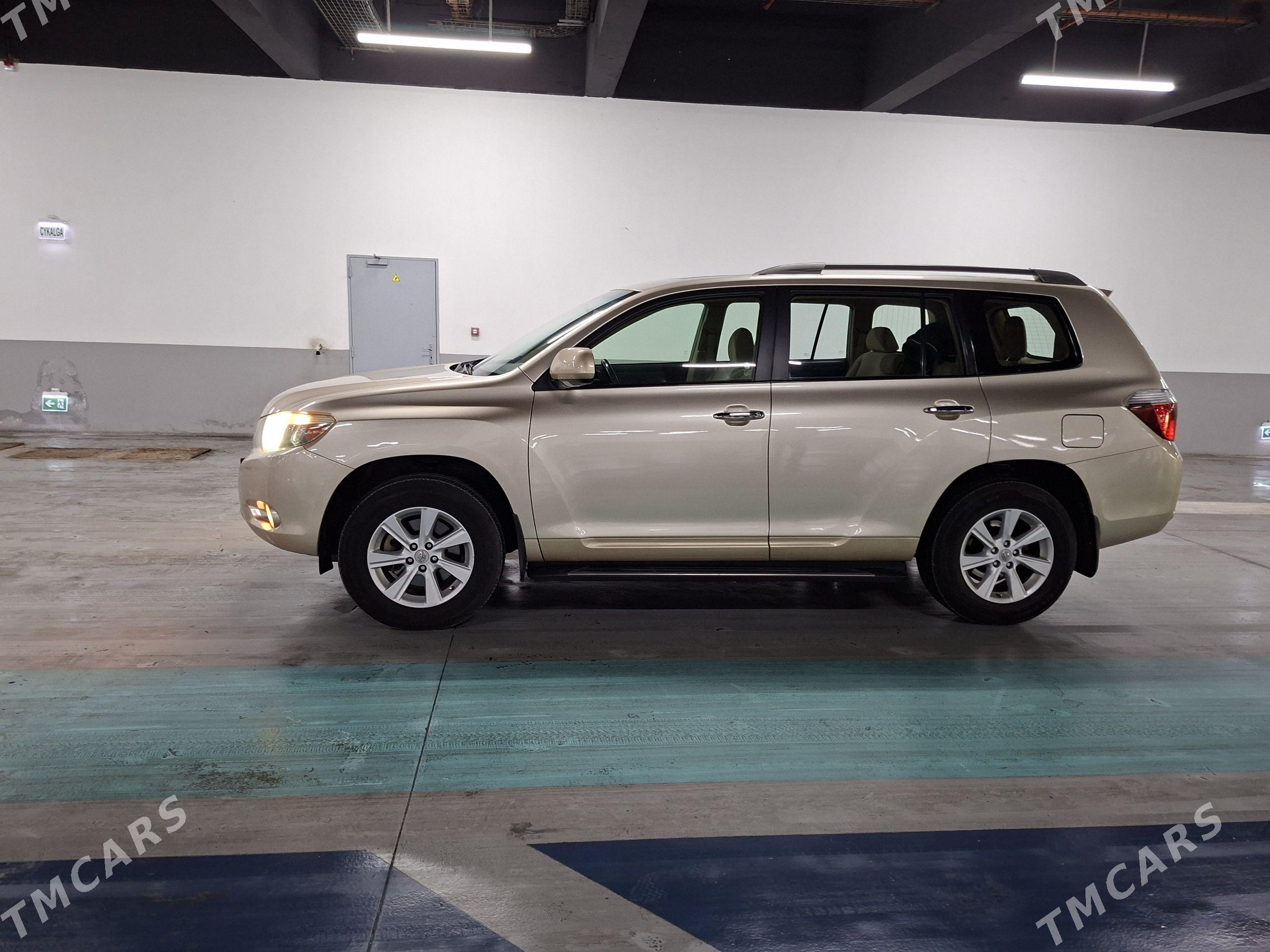 Toyota Highlander 2009 - 325 000 TMT - Büzmeýin GRES - img 1