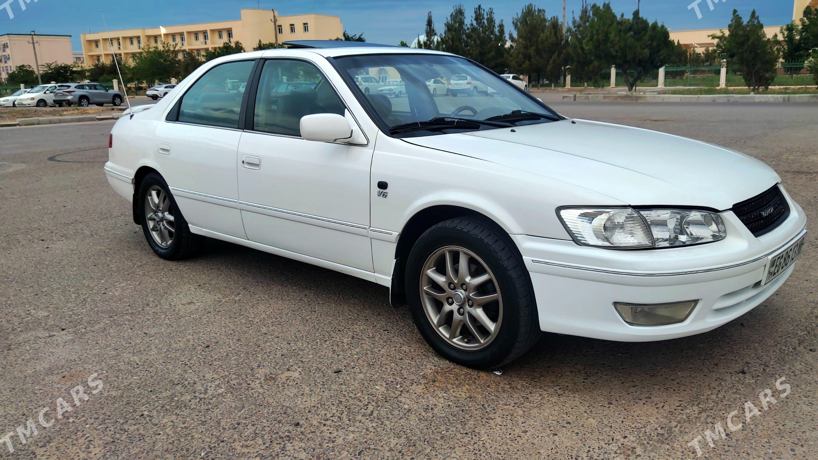 Toyota Camry 2000 - 162 000 TMT - Baýramaly - img 1