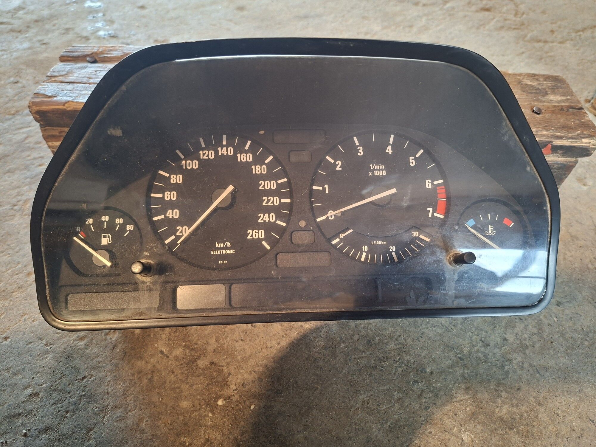 pribor 700 TMT - Бахарден - img 1