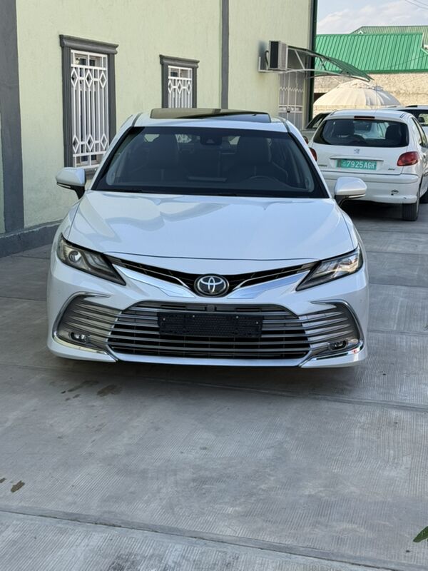 Toyota Camry 2022 - 515 000 TMT - Ашхабад - img 1