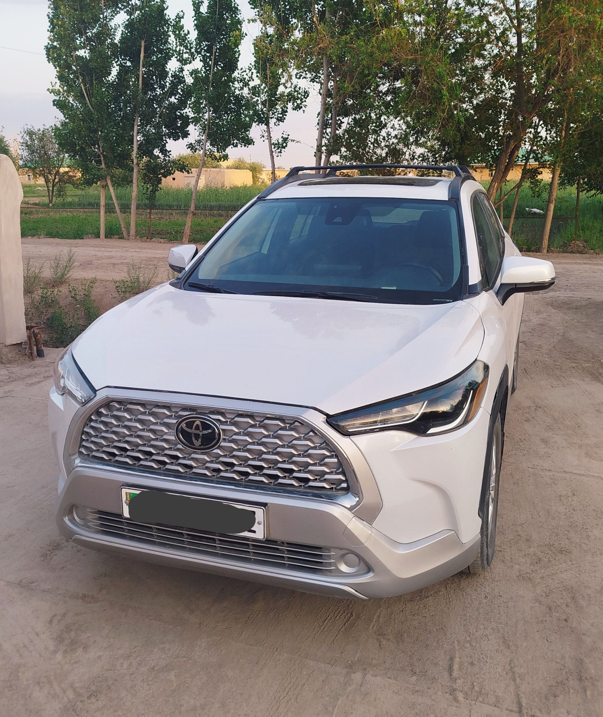 Toyota Corolla Cross 2022 - 330 000 TMT - Daşoguz - img 1