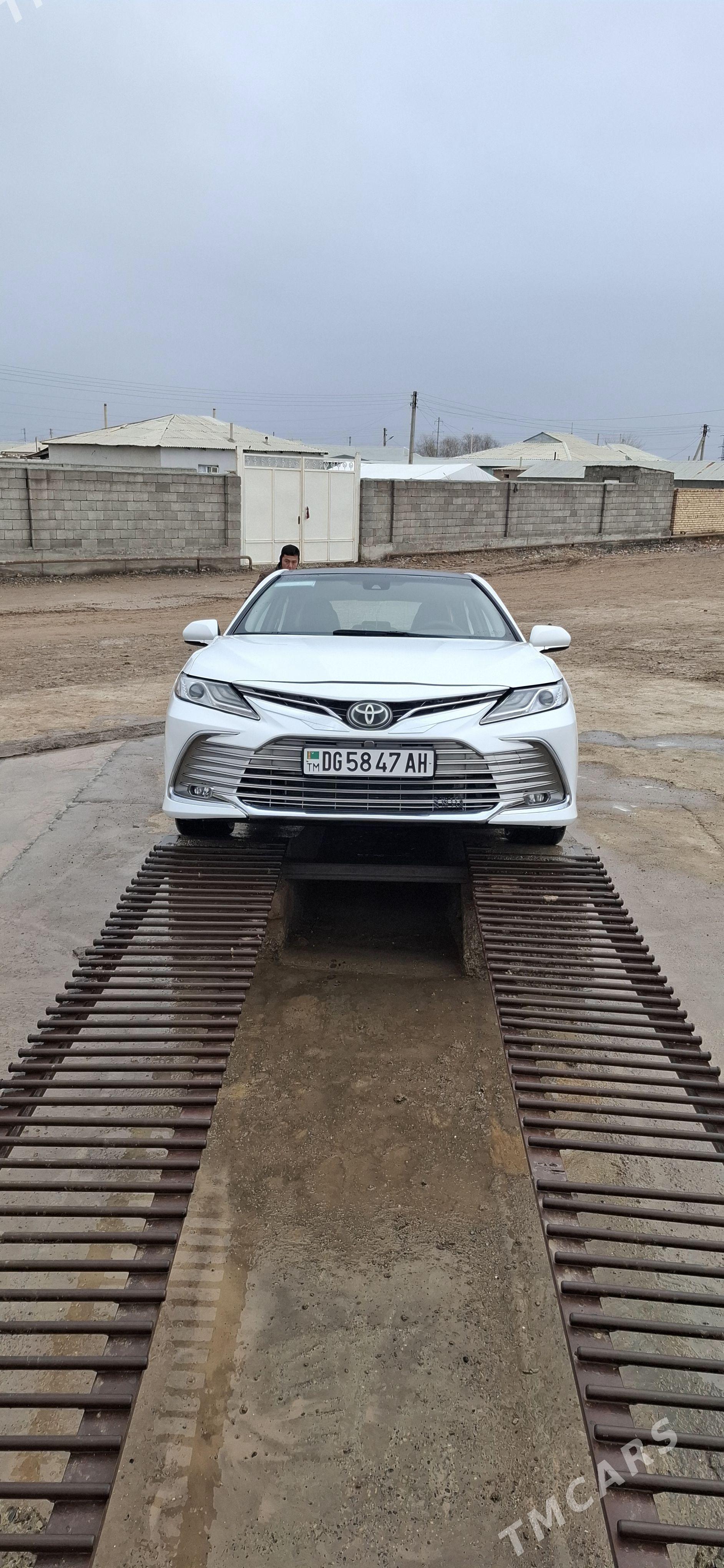 Toyota Camry 2020 - 370 000 TMT - Теджен - img 1