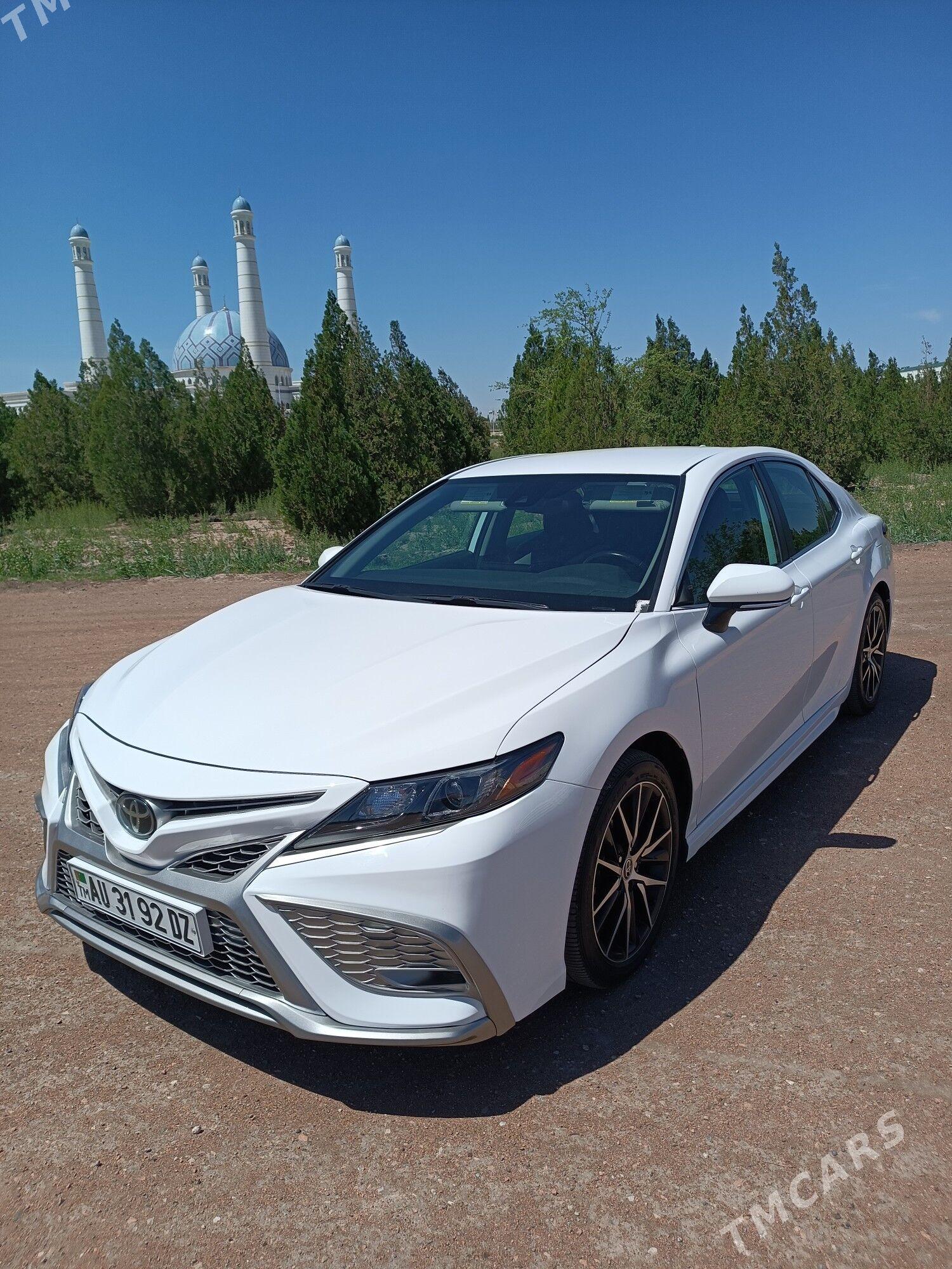 Toyota Camry 2022 - 345 000 TMT - Дашогуз - img 1